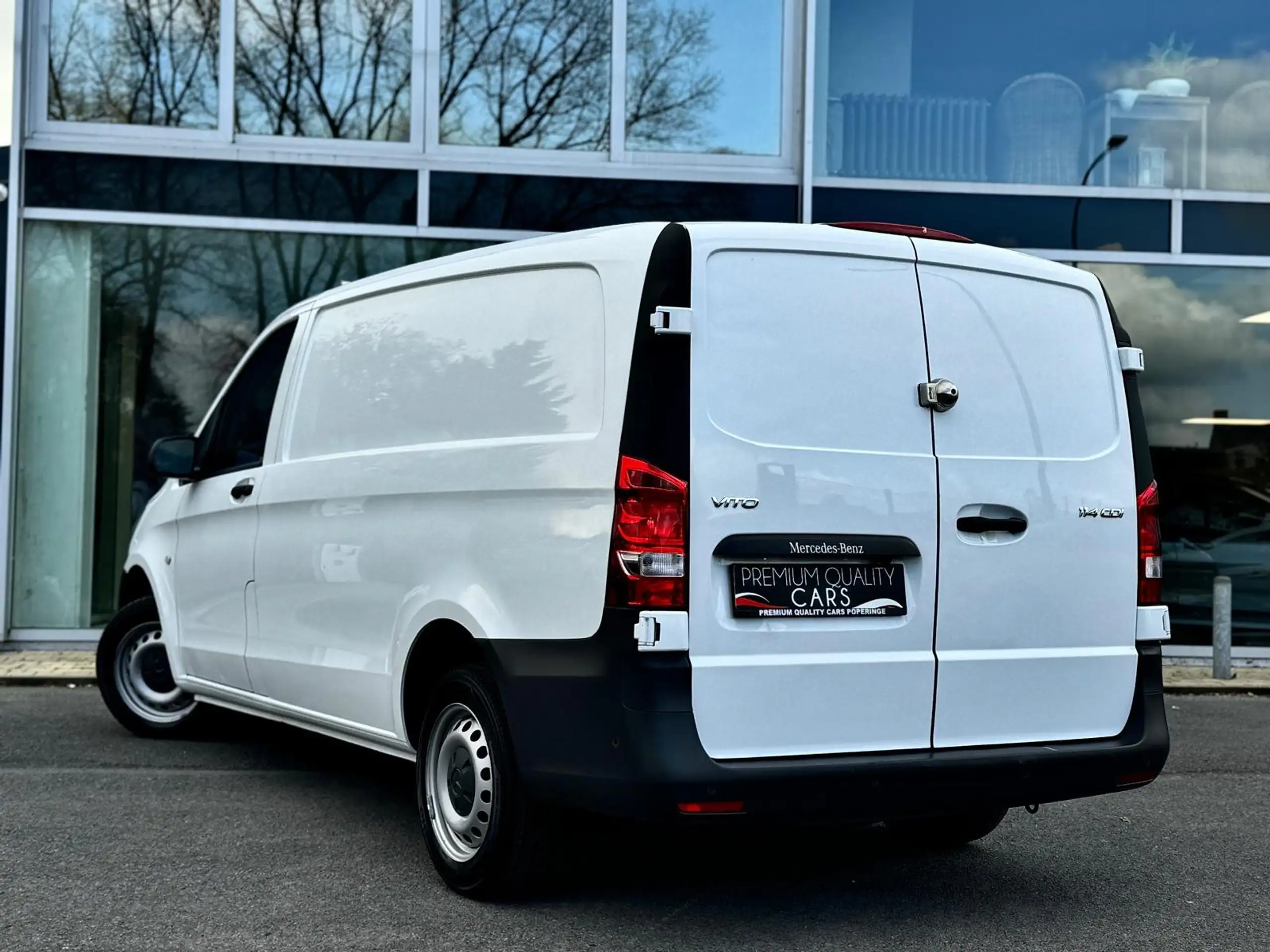 Mercedes-Benz - Vito