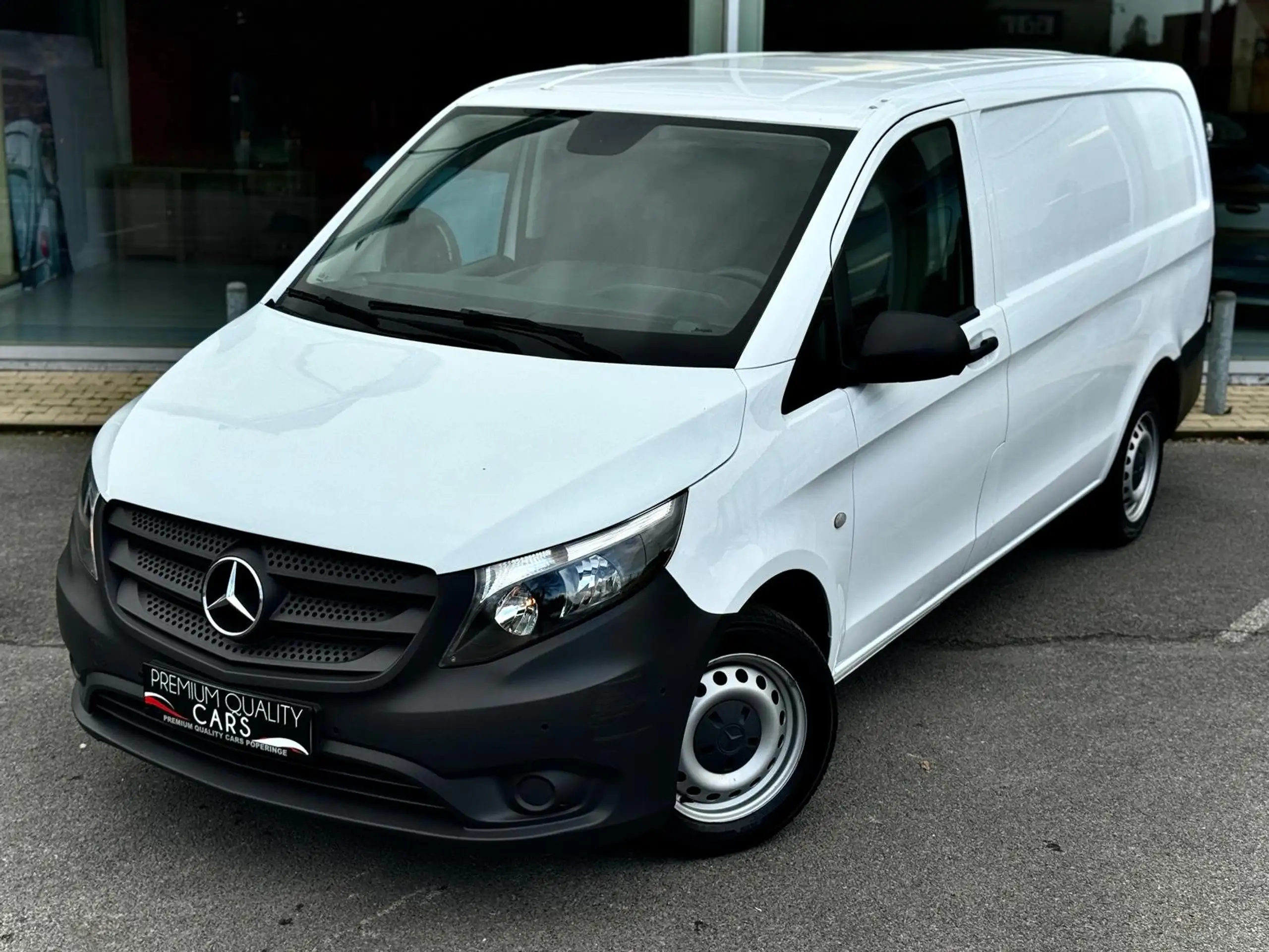 Mercedes-Benz - Vito