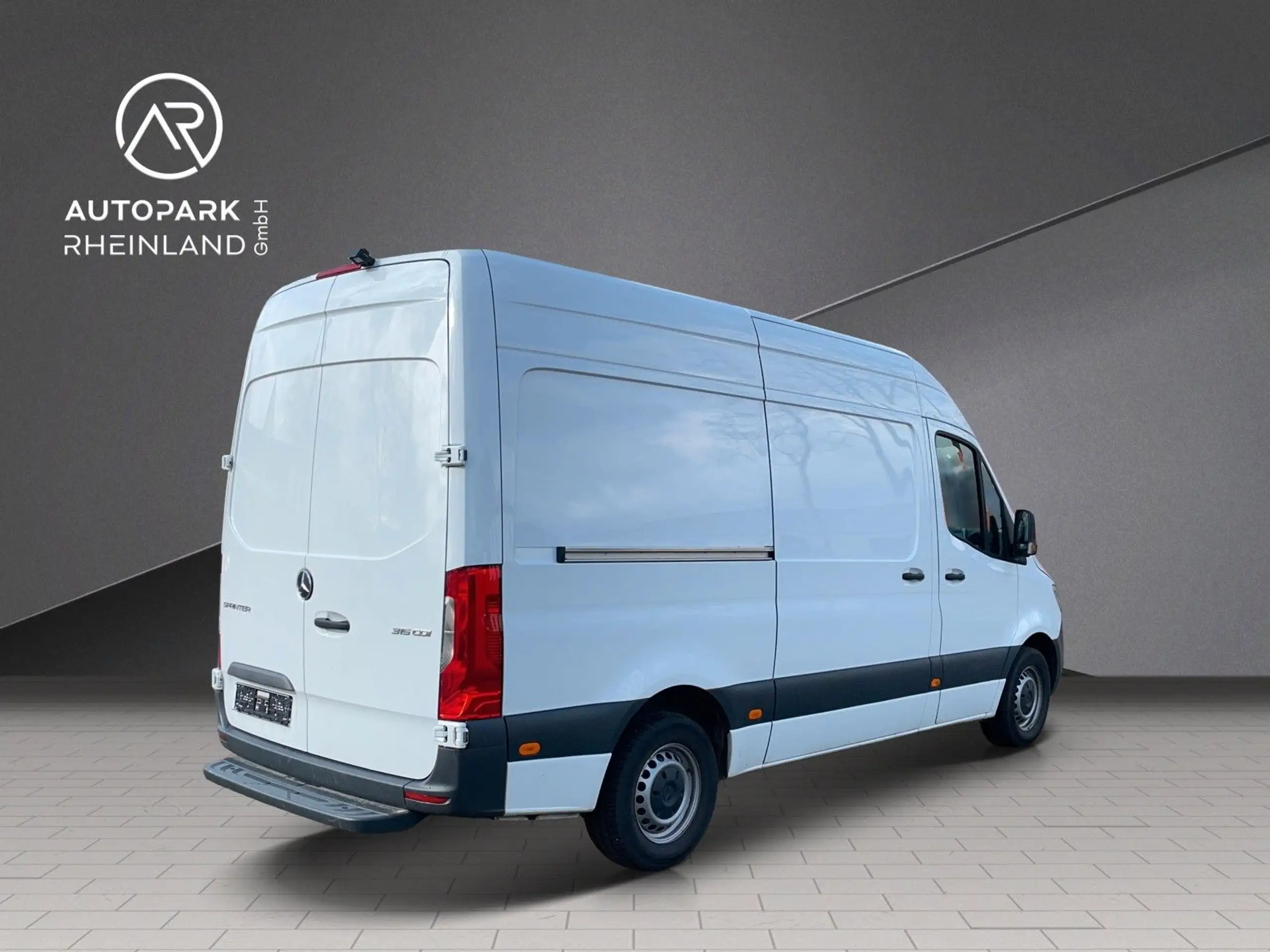 Mercedes-Benz - Sprinter