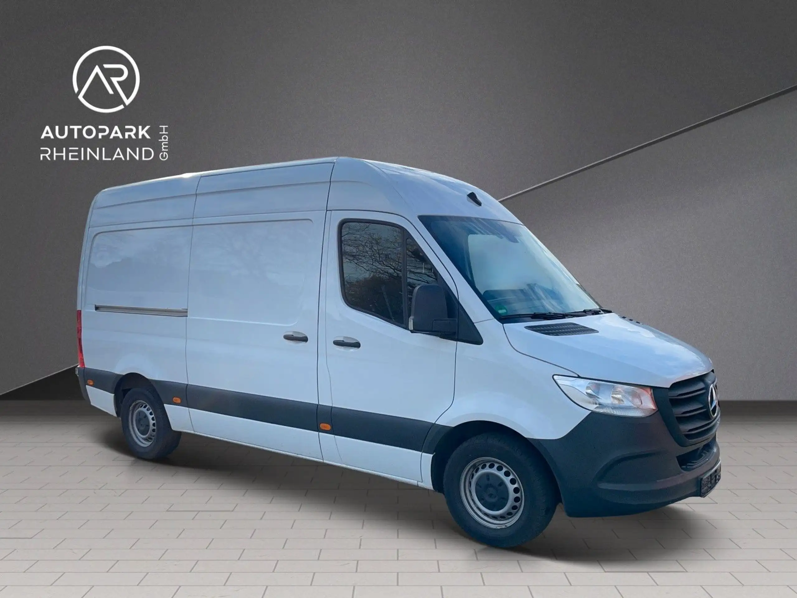 Mercedes-Benz - Sprinter