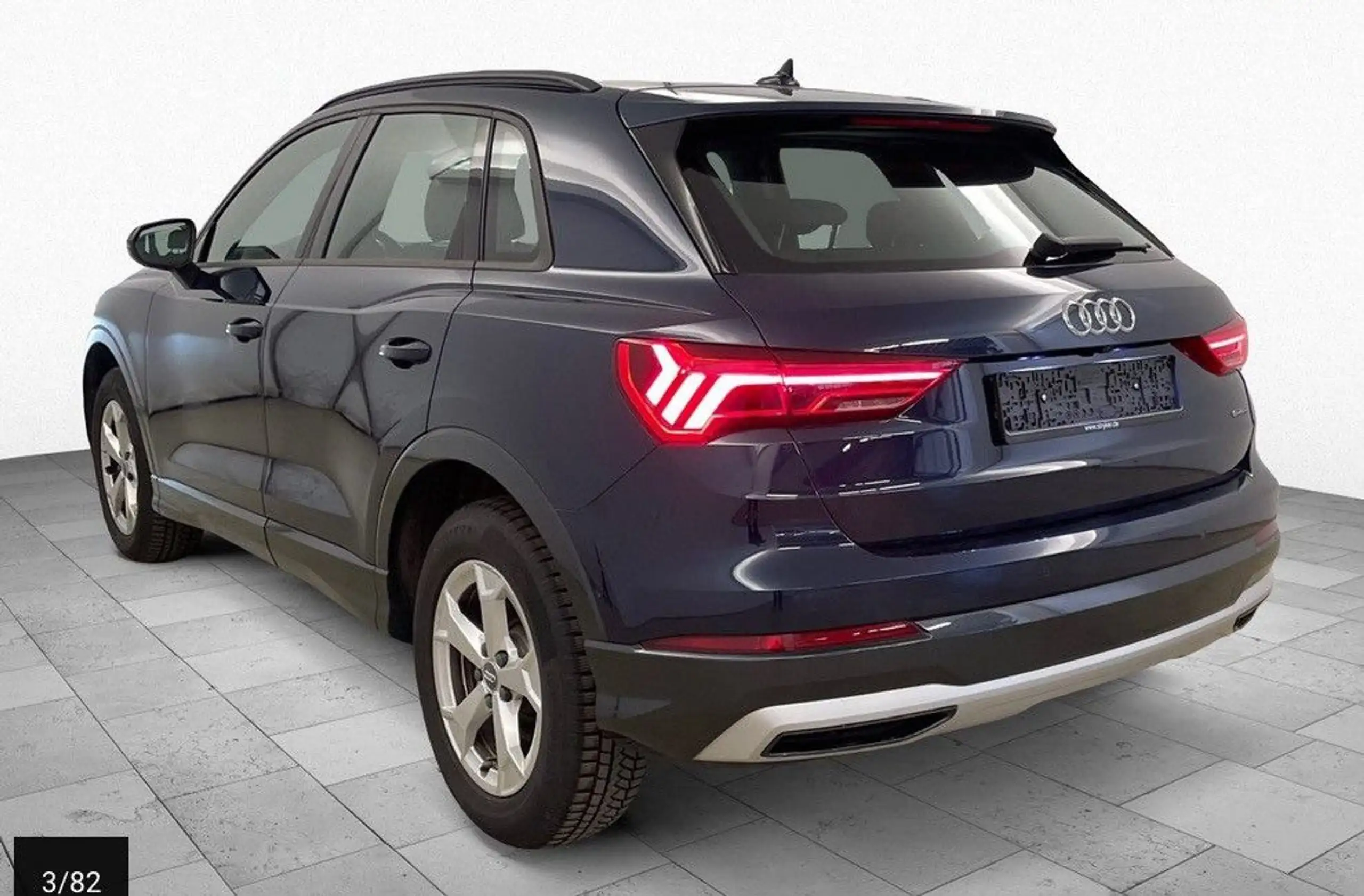 Audi - Q3