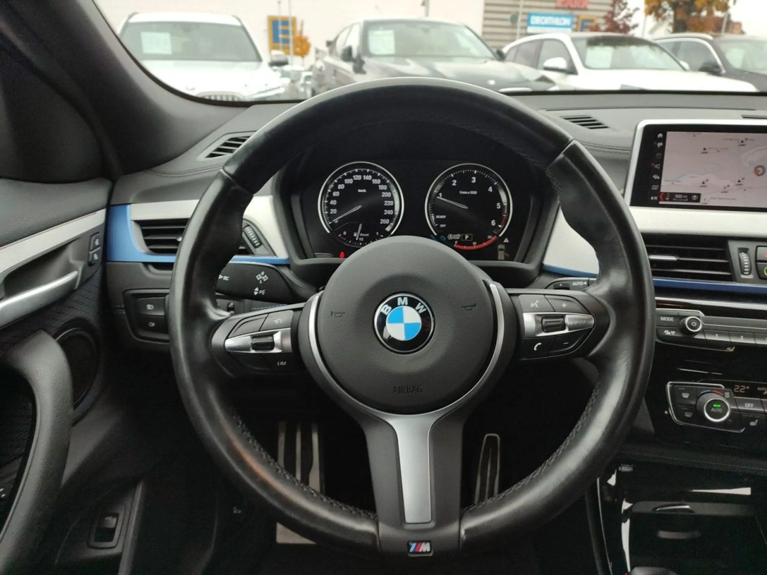 BMW - X2