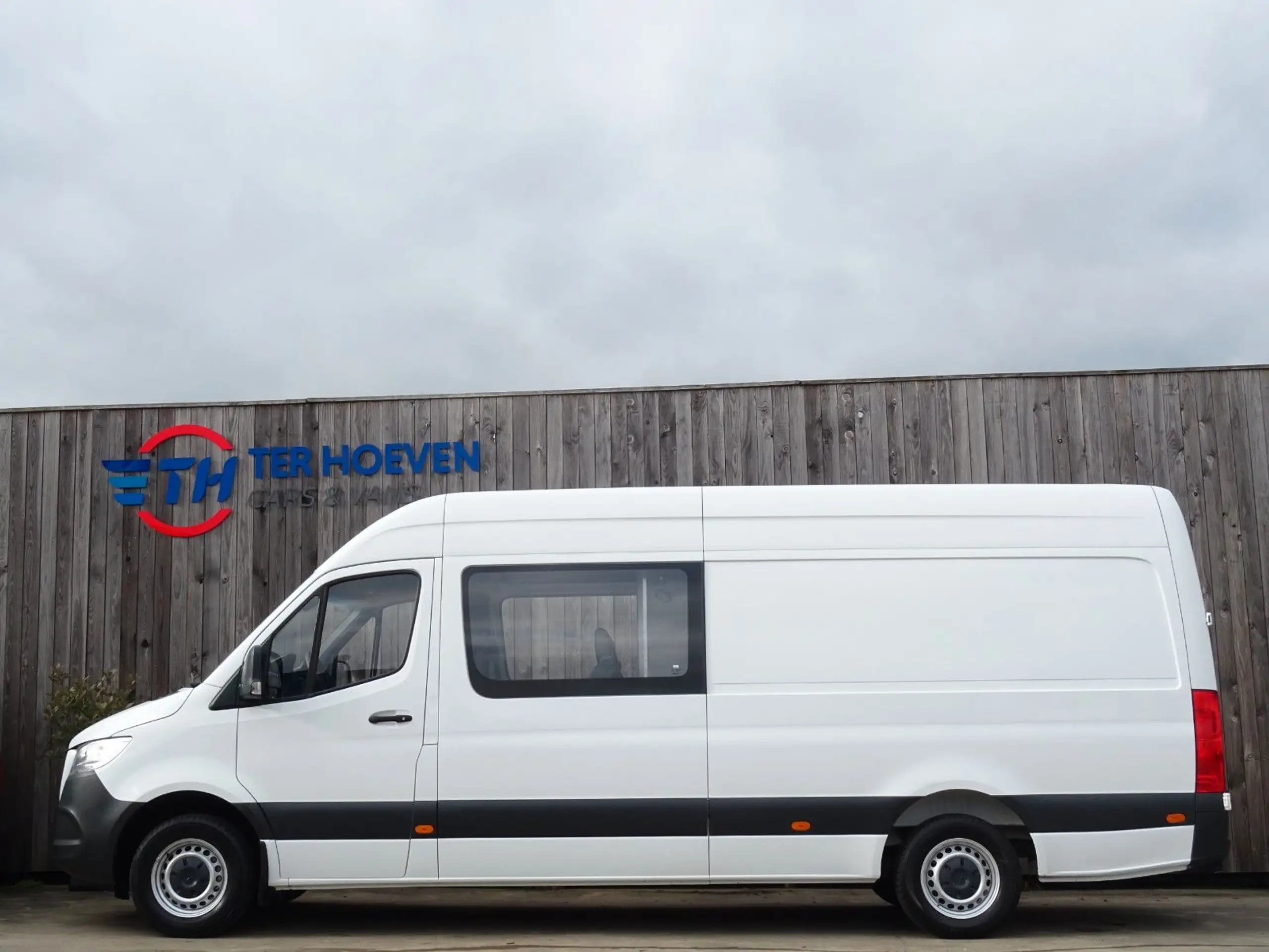 Mercedes-Benz - Sprinter