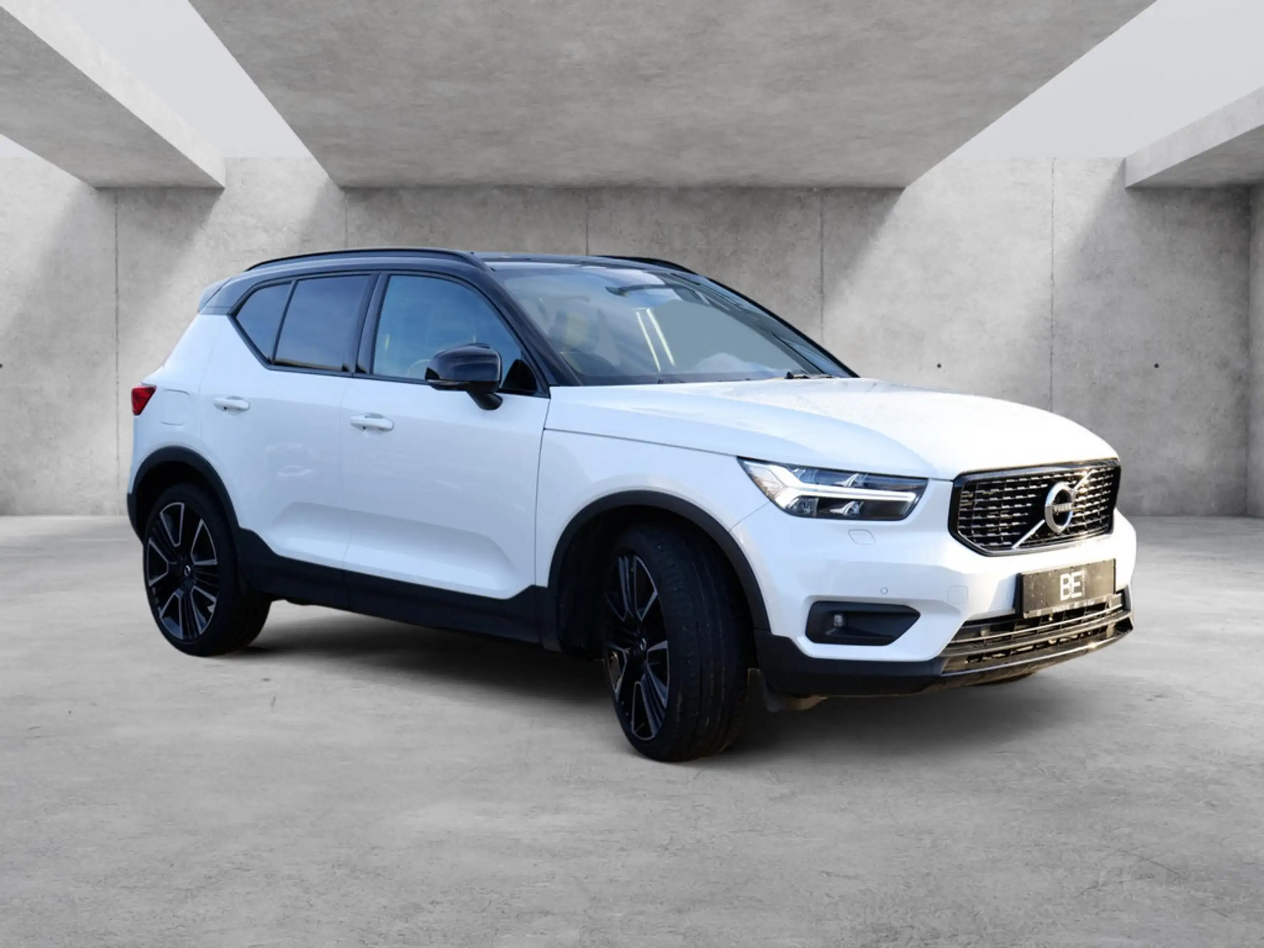 Volvo - XC40