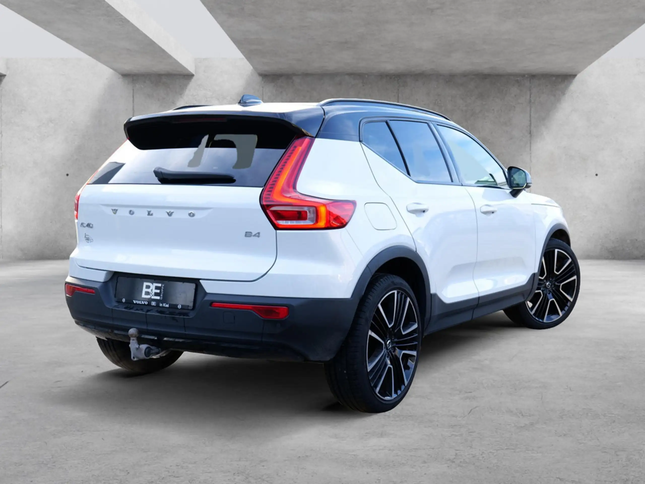 Volvo - XC40