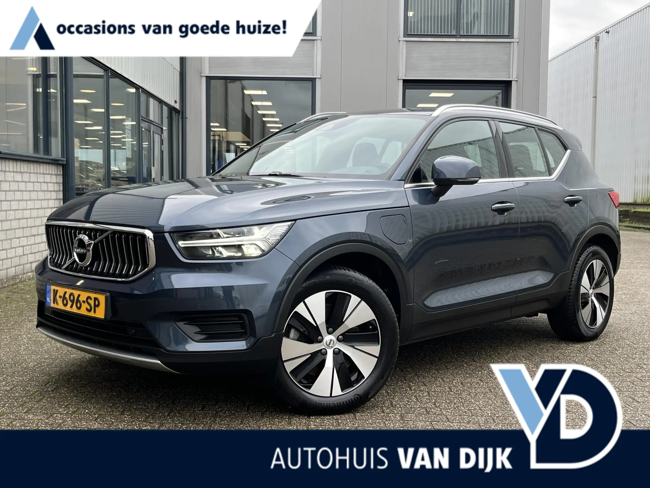 Volvo - XC40