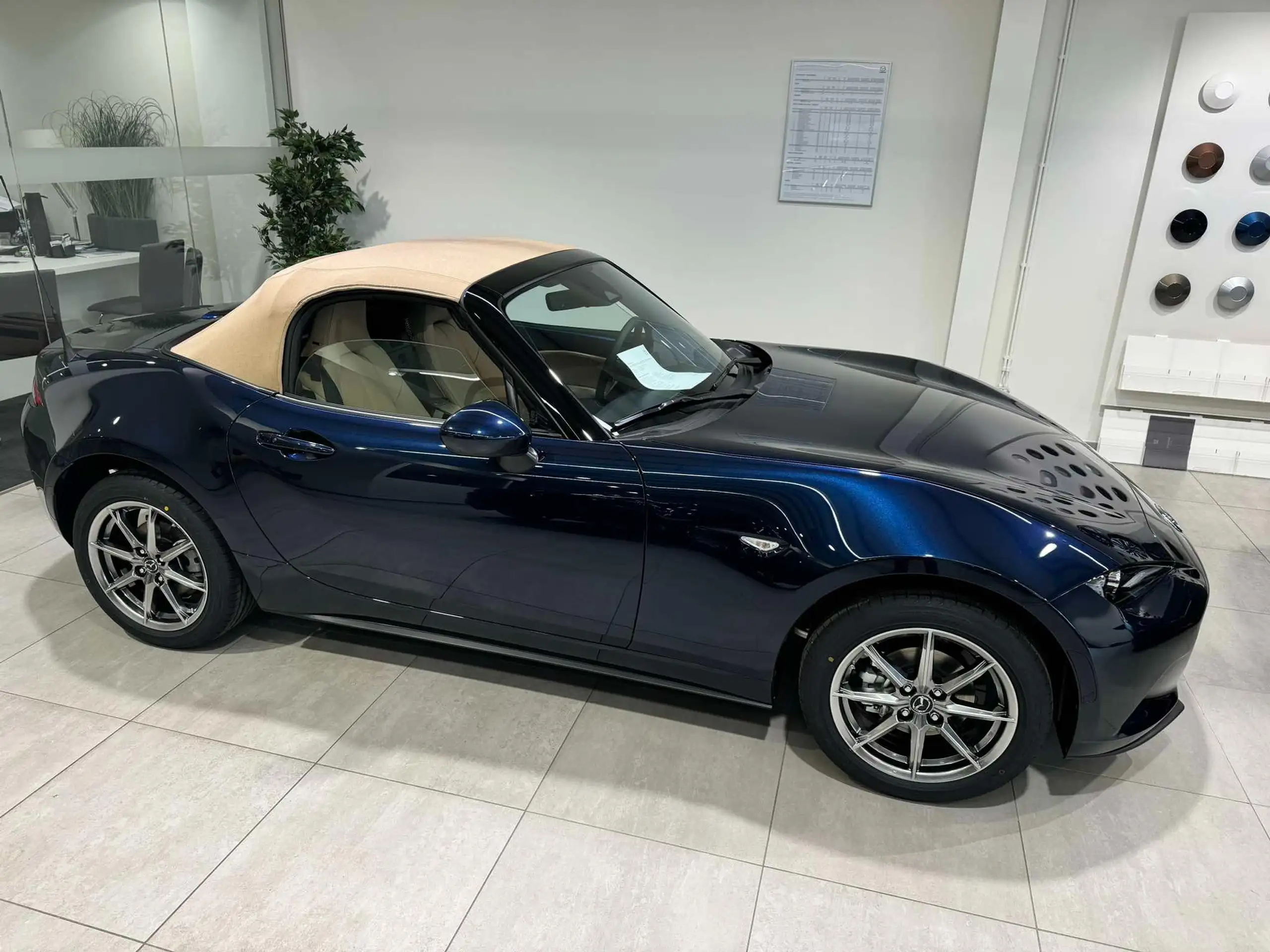 Mazda - MX-5