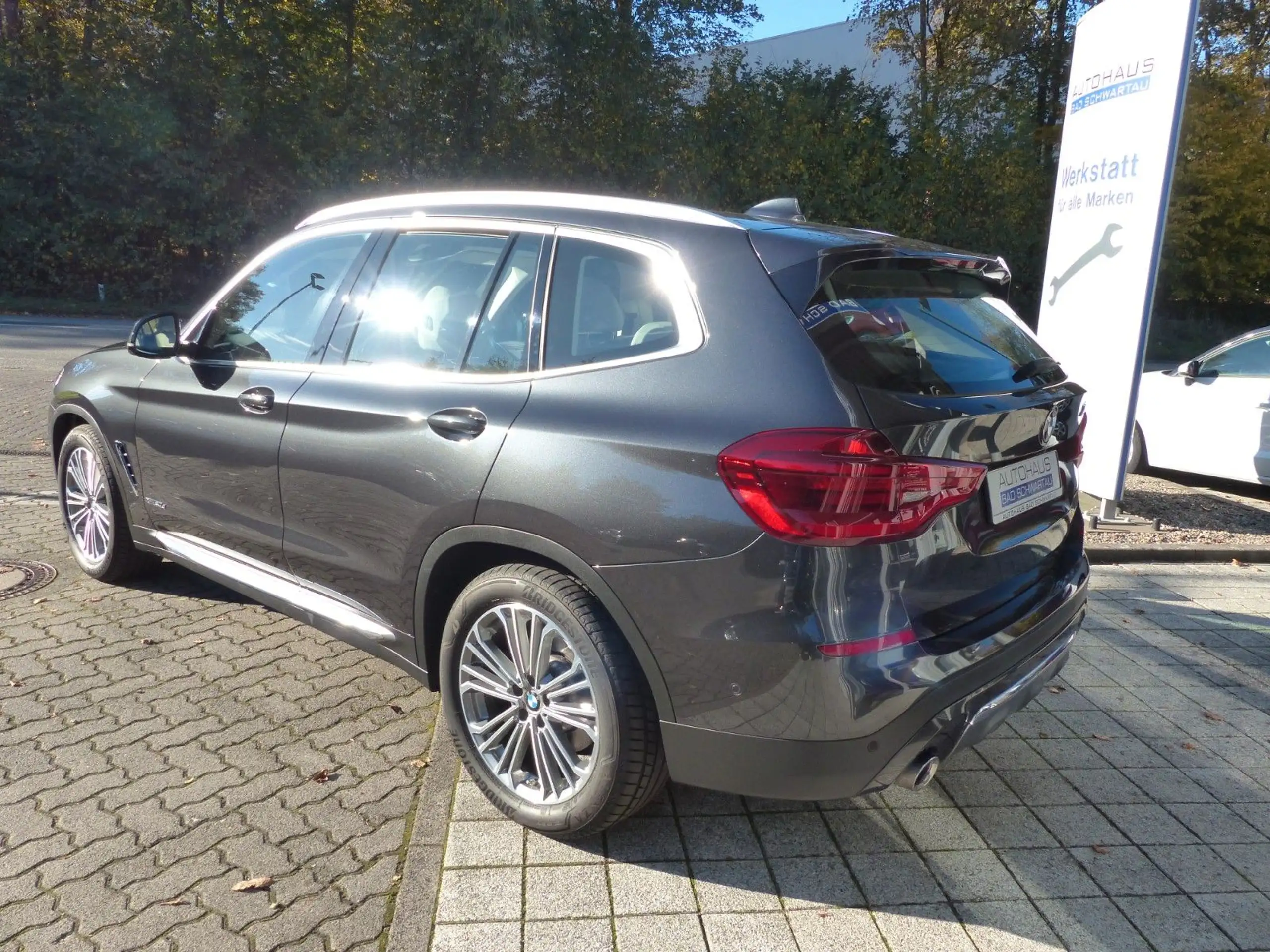 BMW - X3