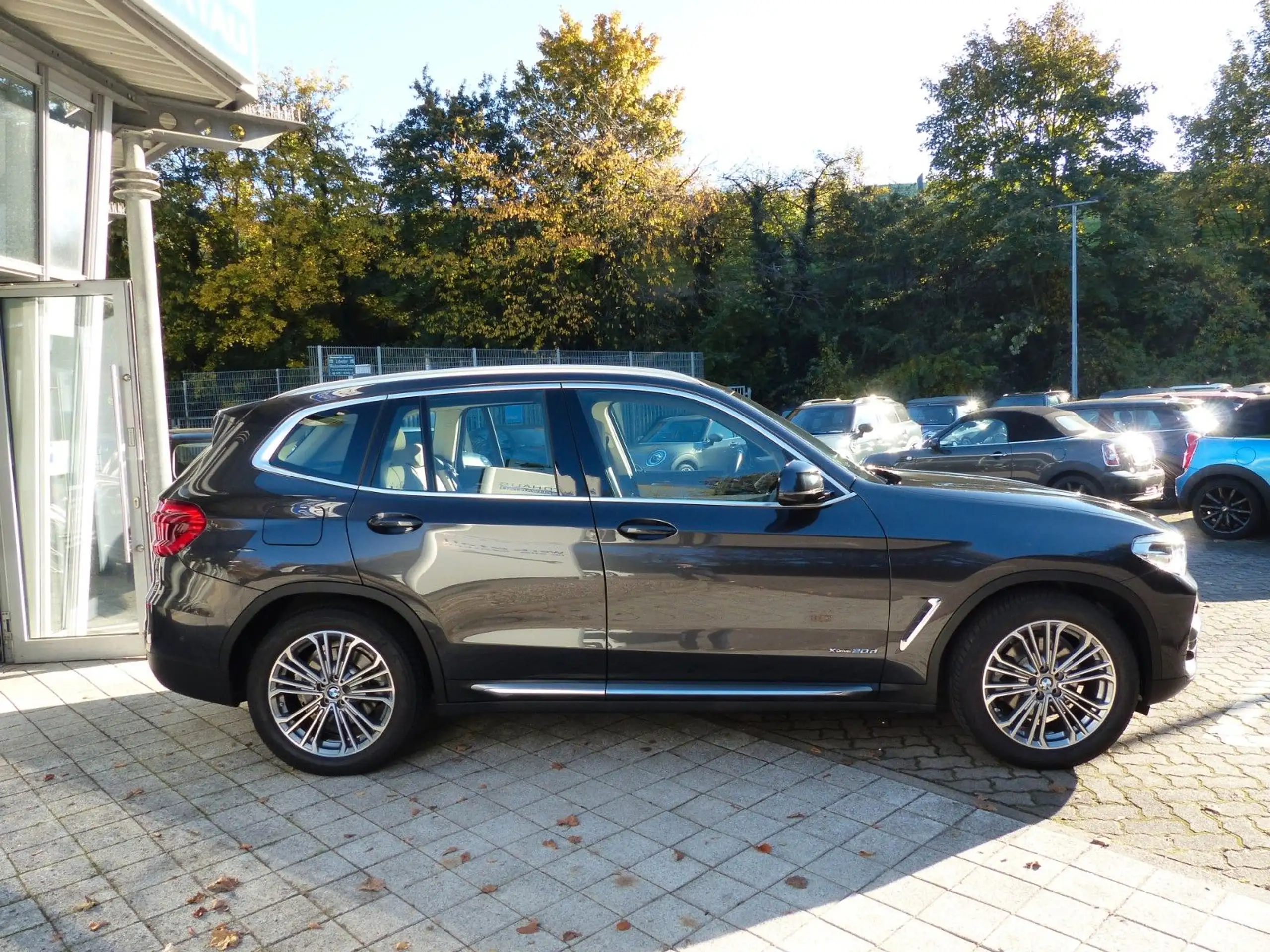 BMW - X3