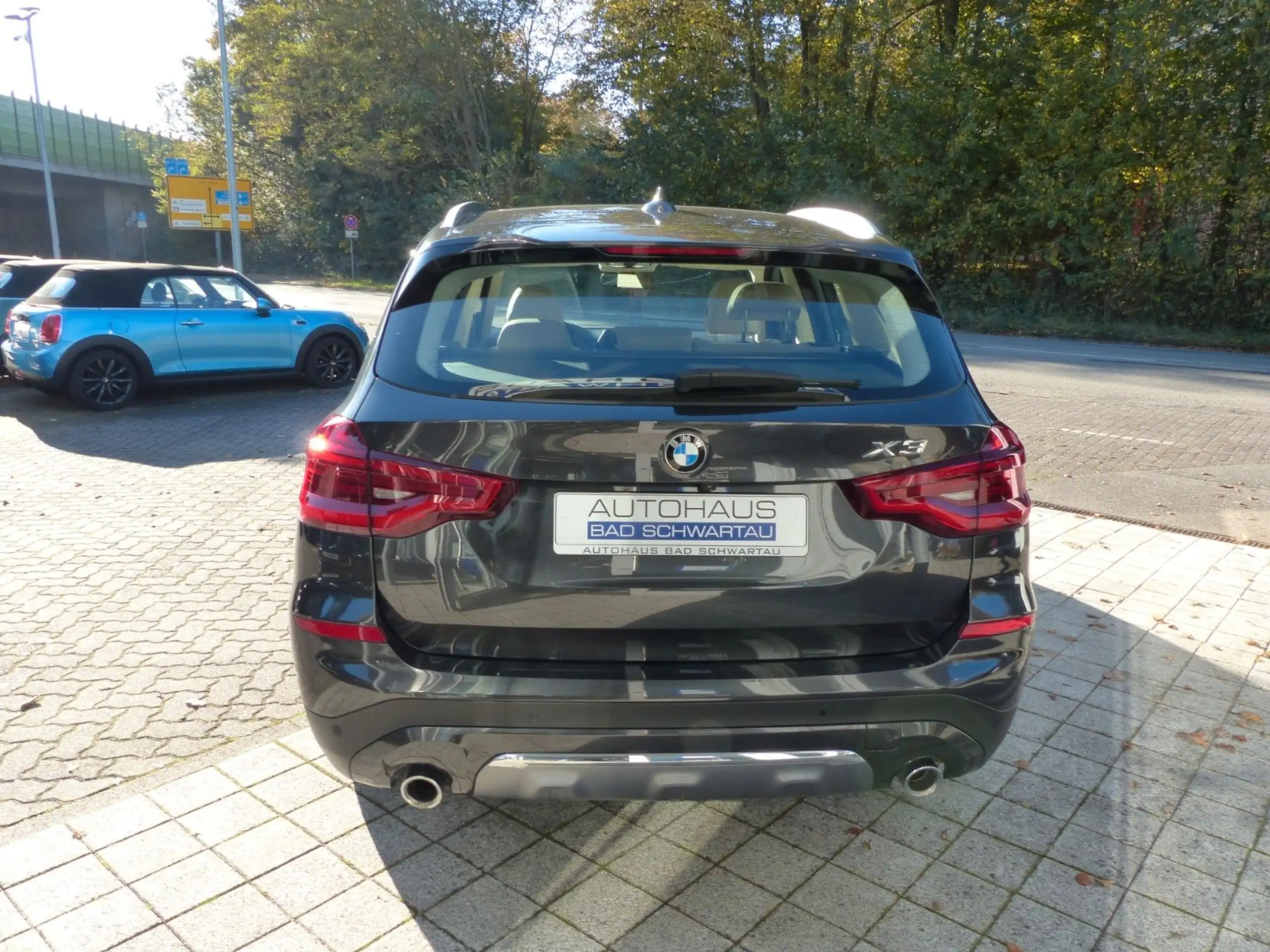 BMW - X3