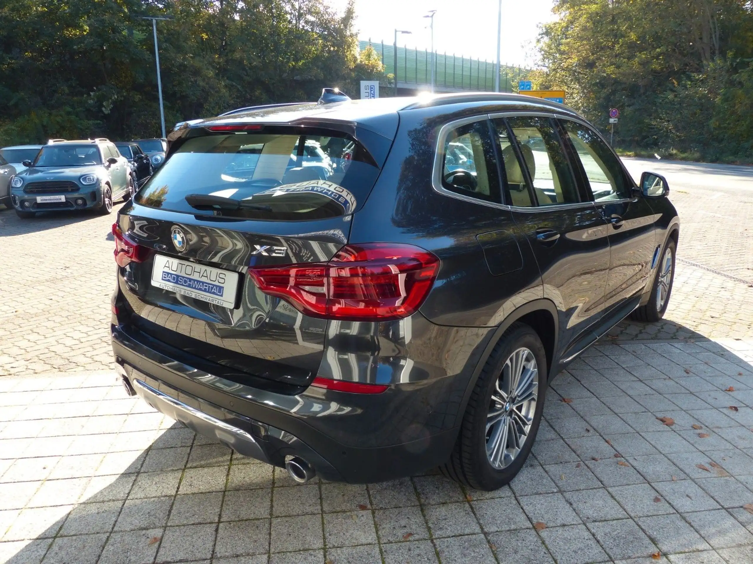 BMW - X3