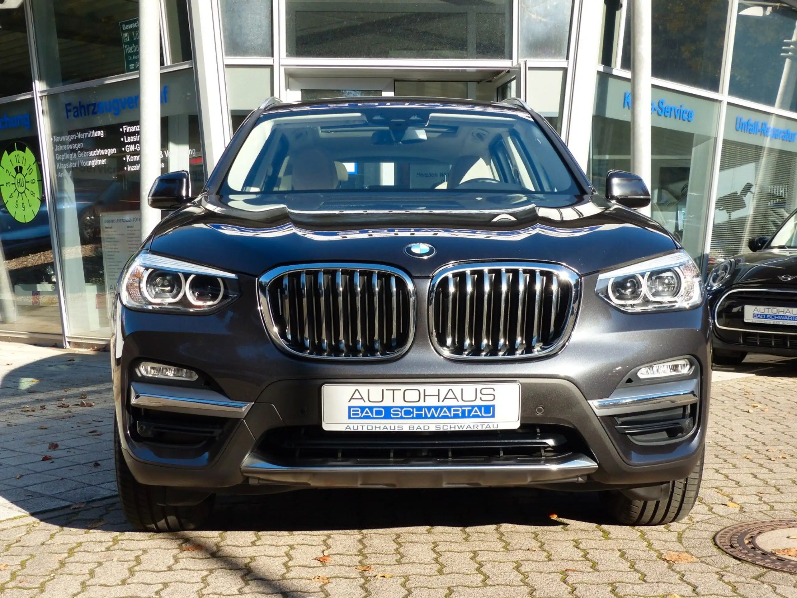 BMW - X3