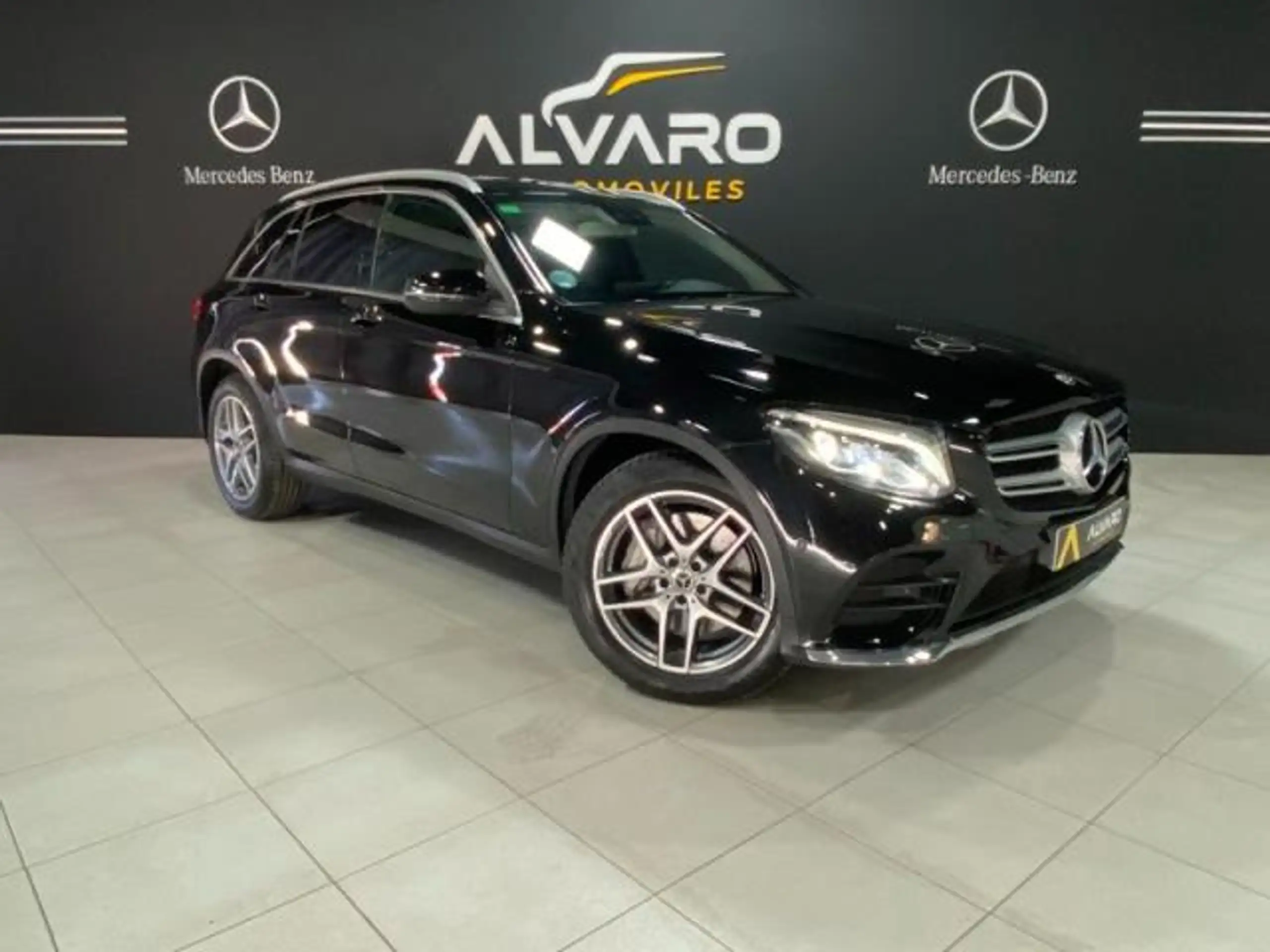 Mercedes-Benz - GLC 220