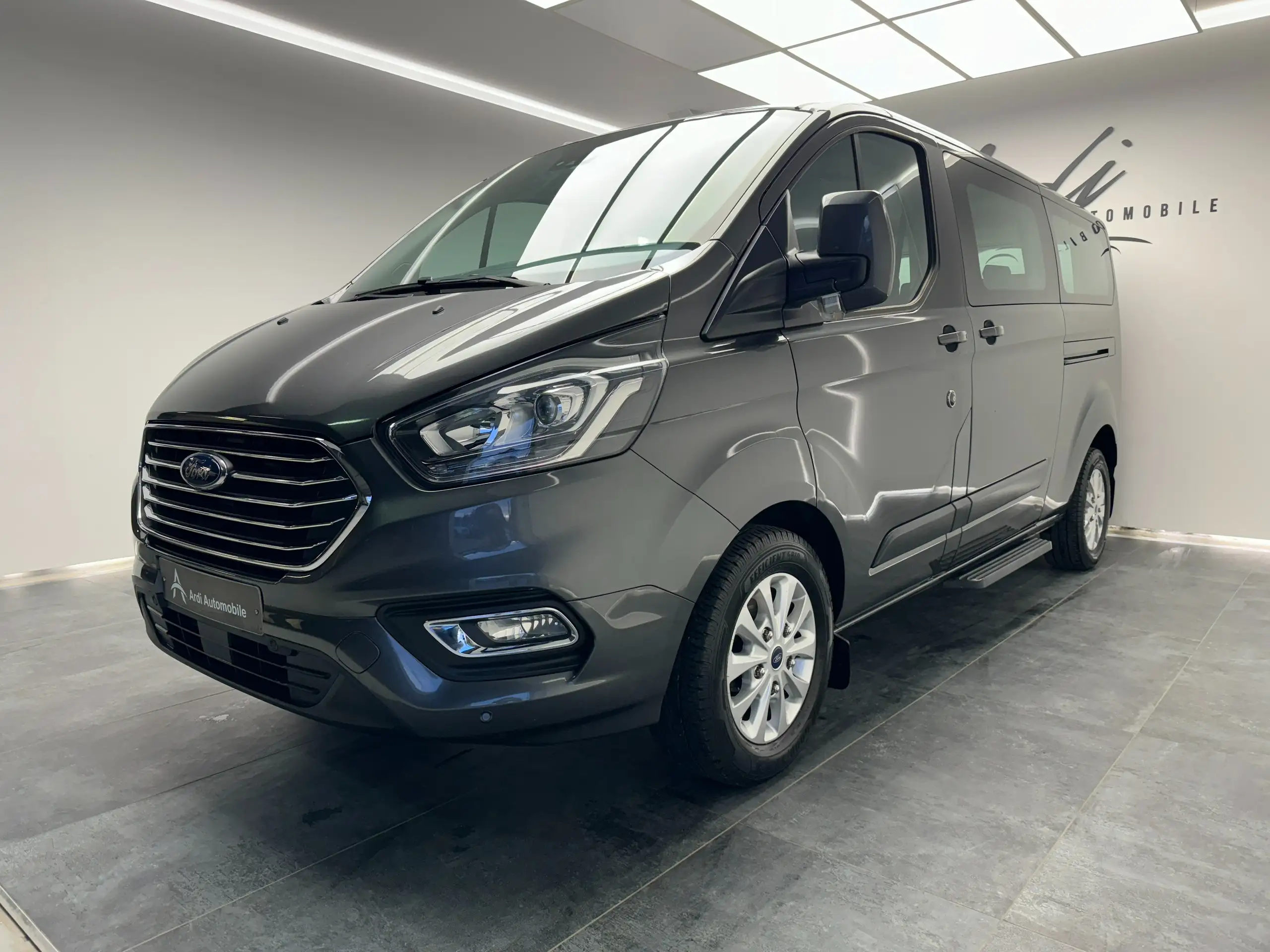 Ford Tourneo Custom 2019