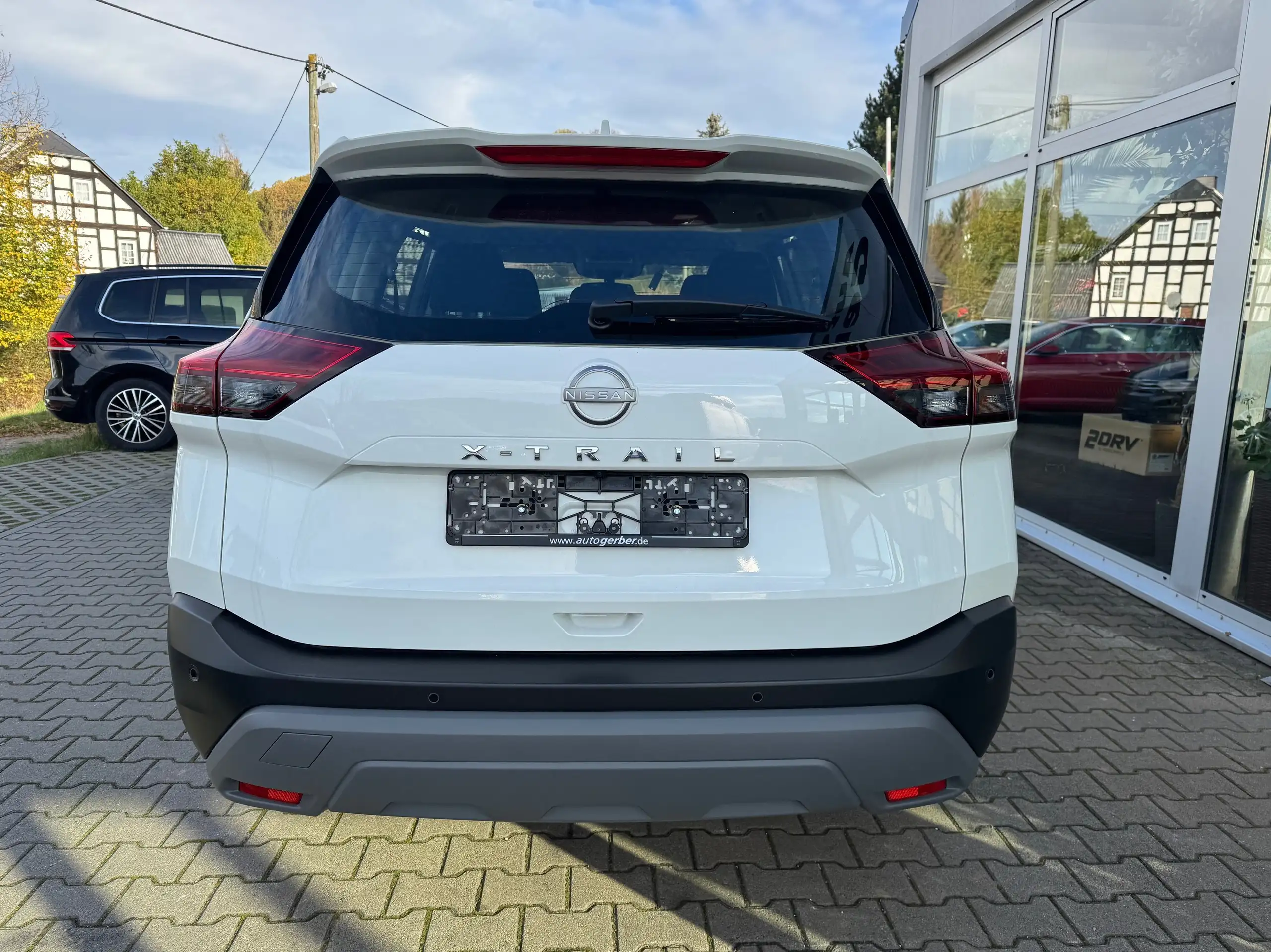 Nissan - X-Trail