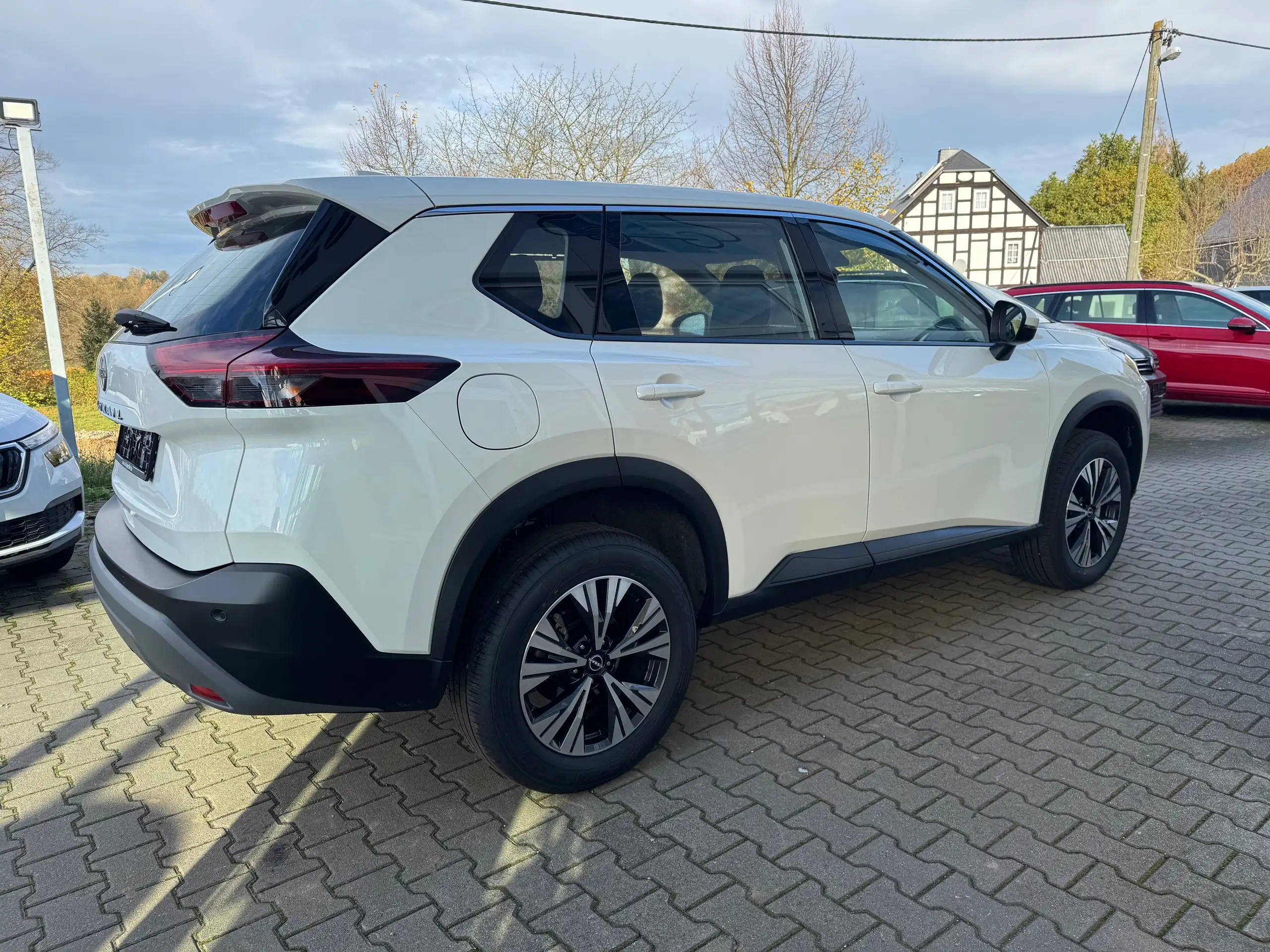 Nissan - X-Trail