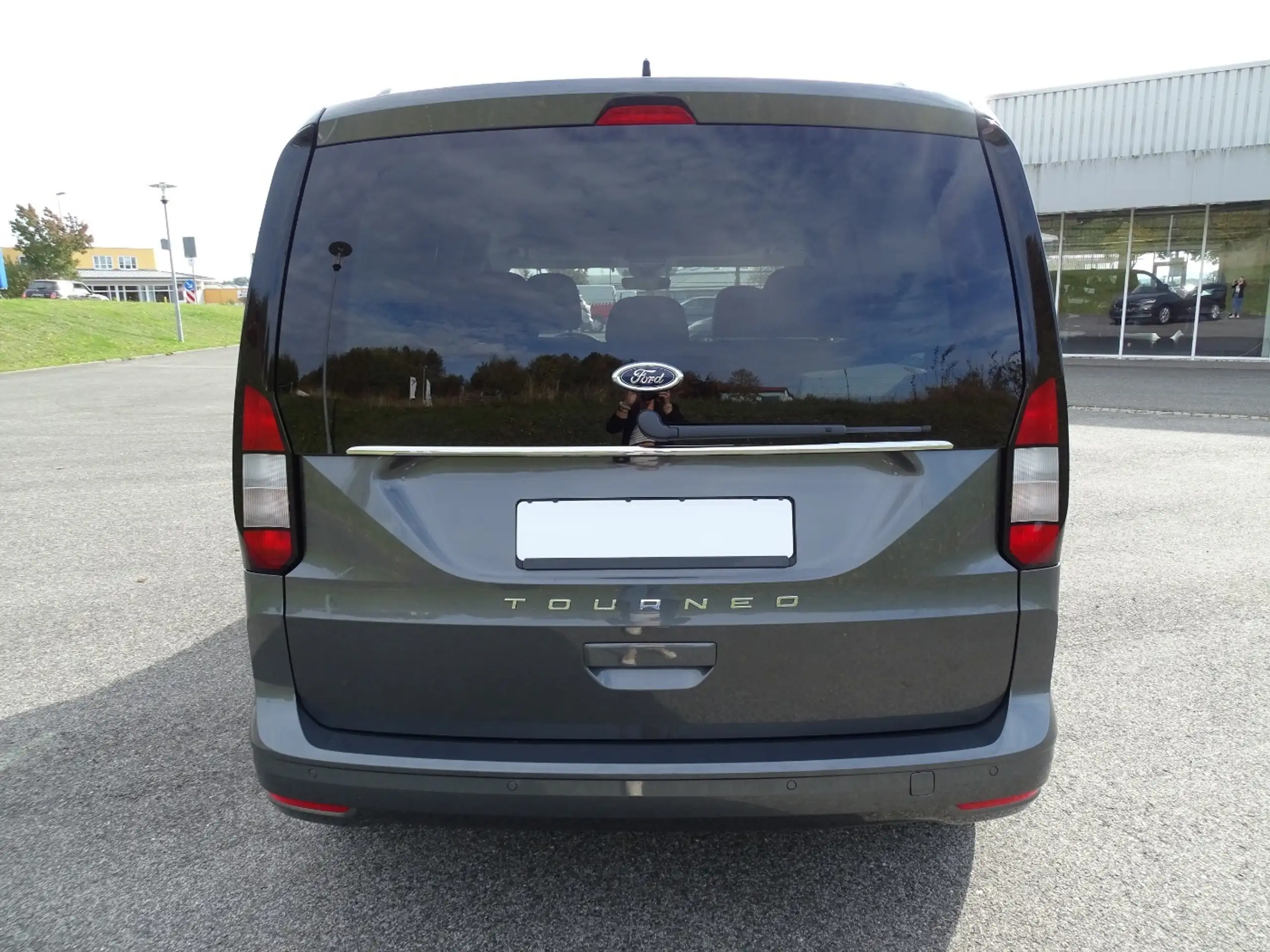 Ford - Tourneo Connect