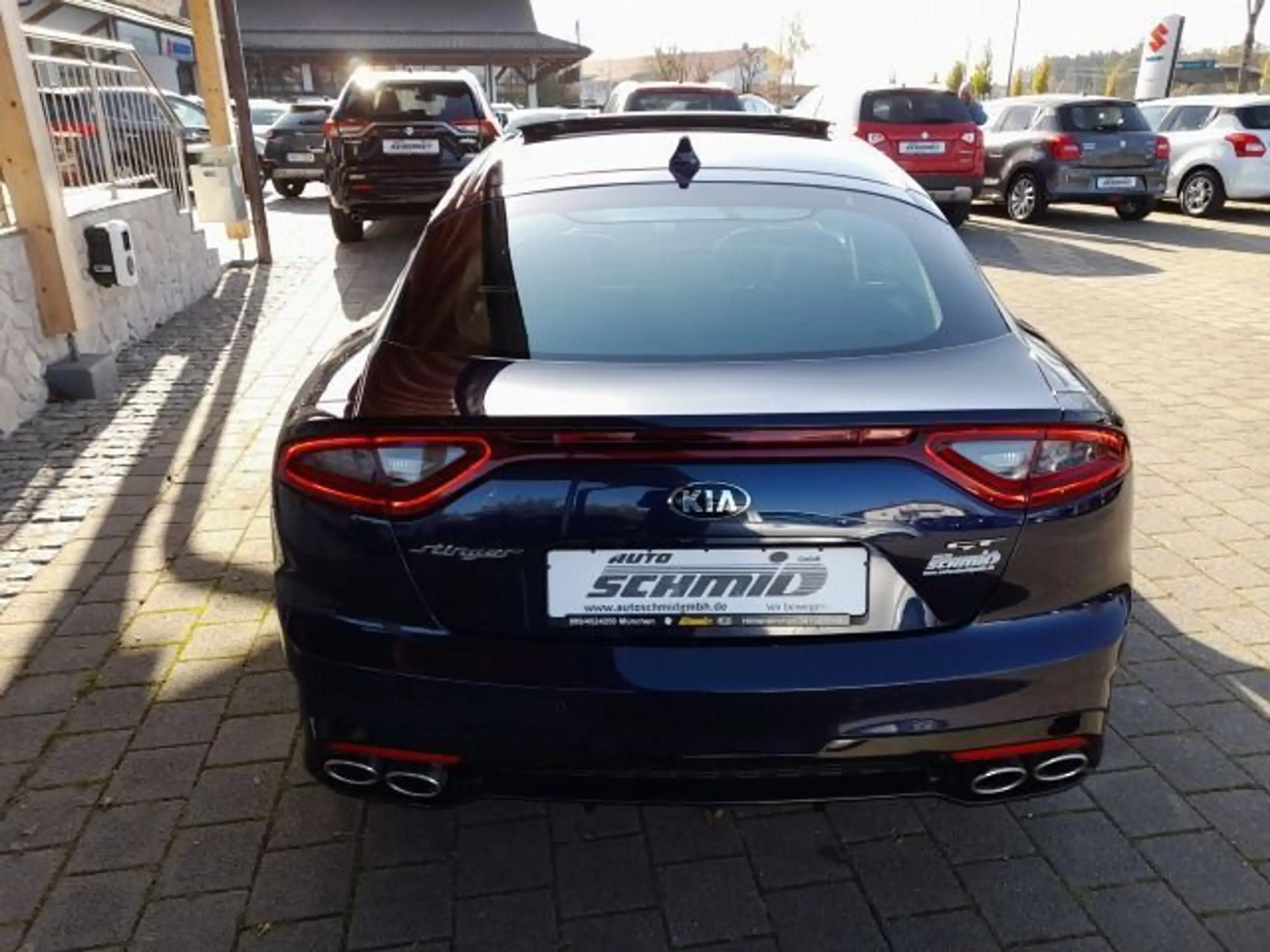 Kia - Stinger