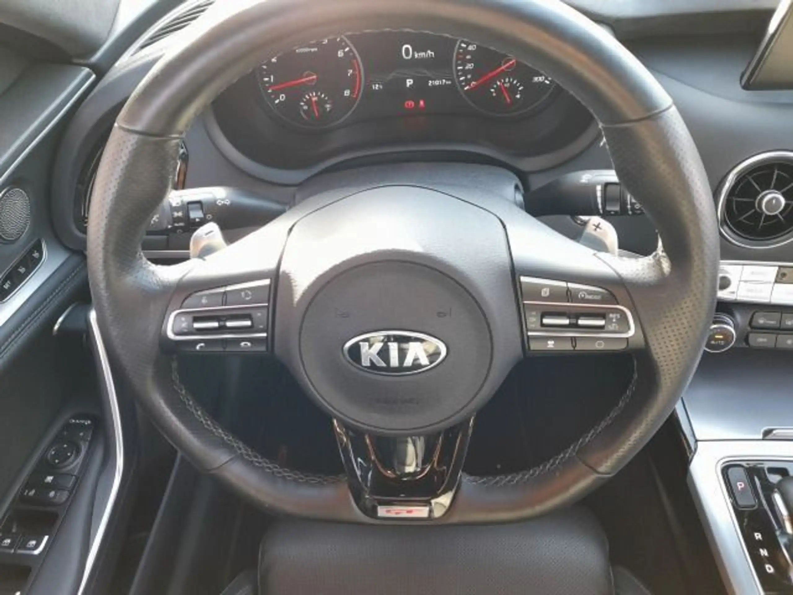 Kia - Stinger