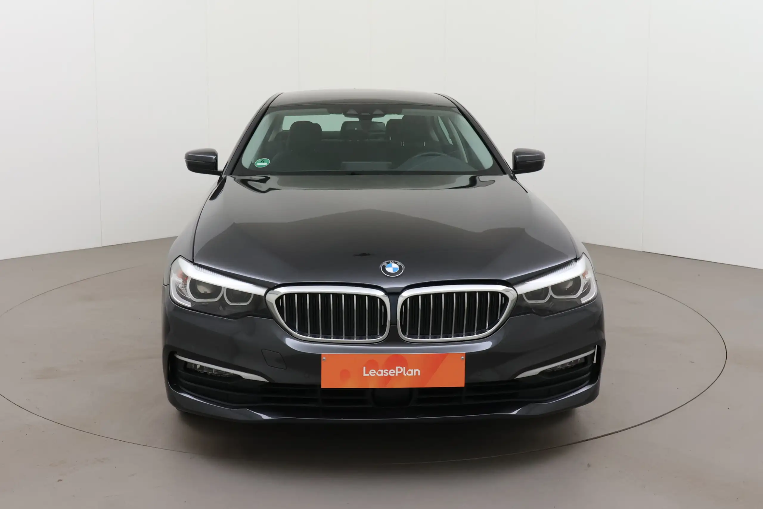 BMW - 530