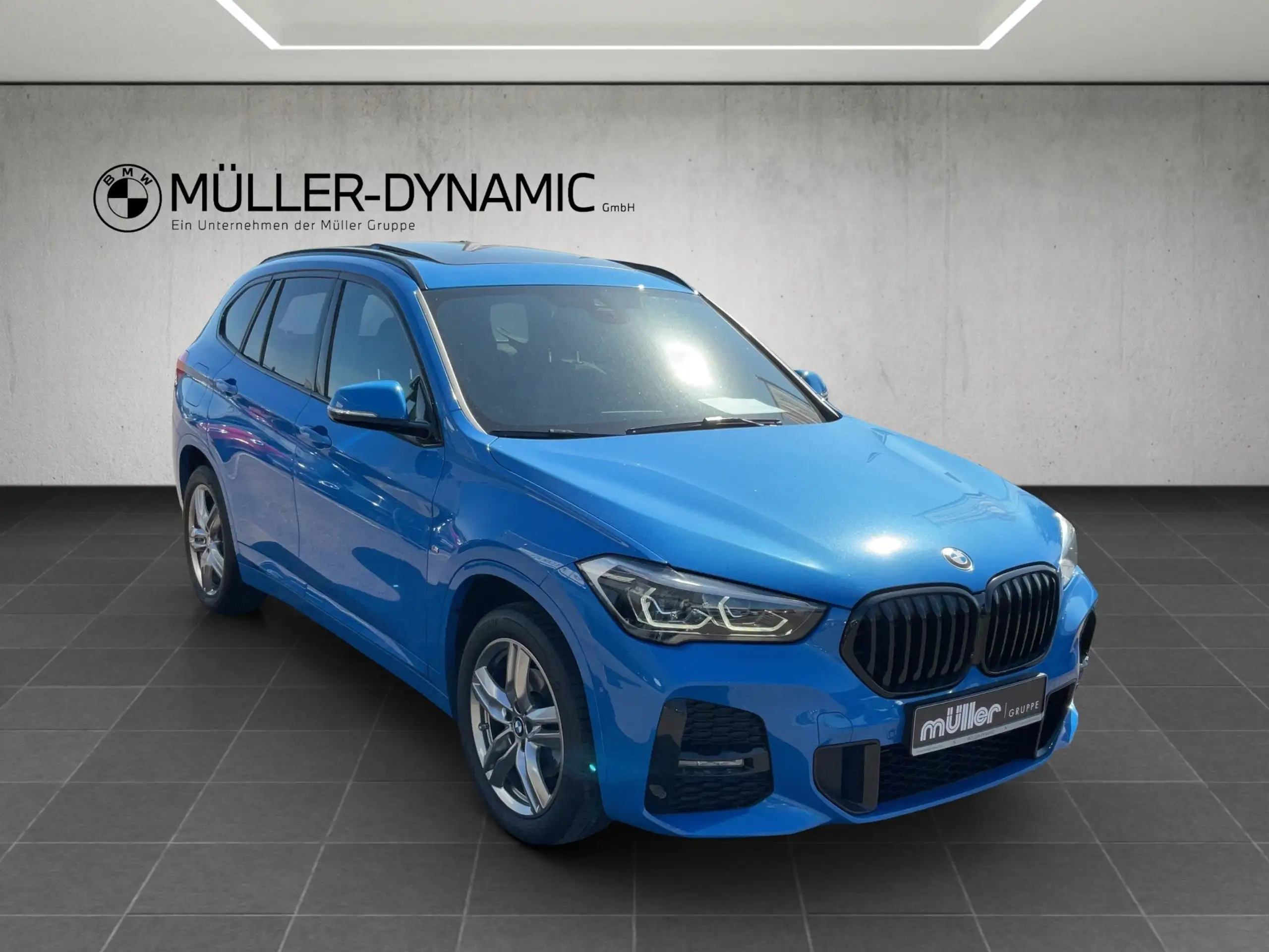 BMW - X1