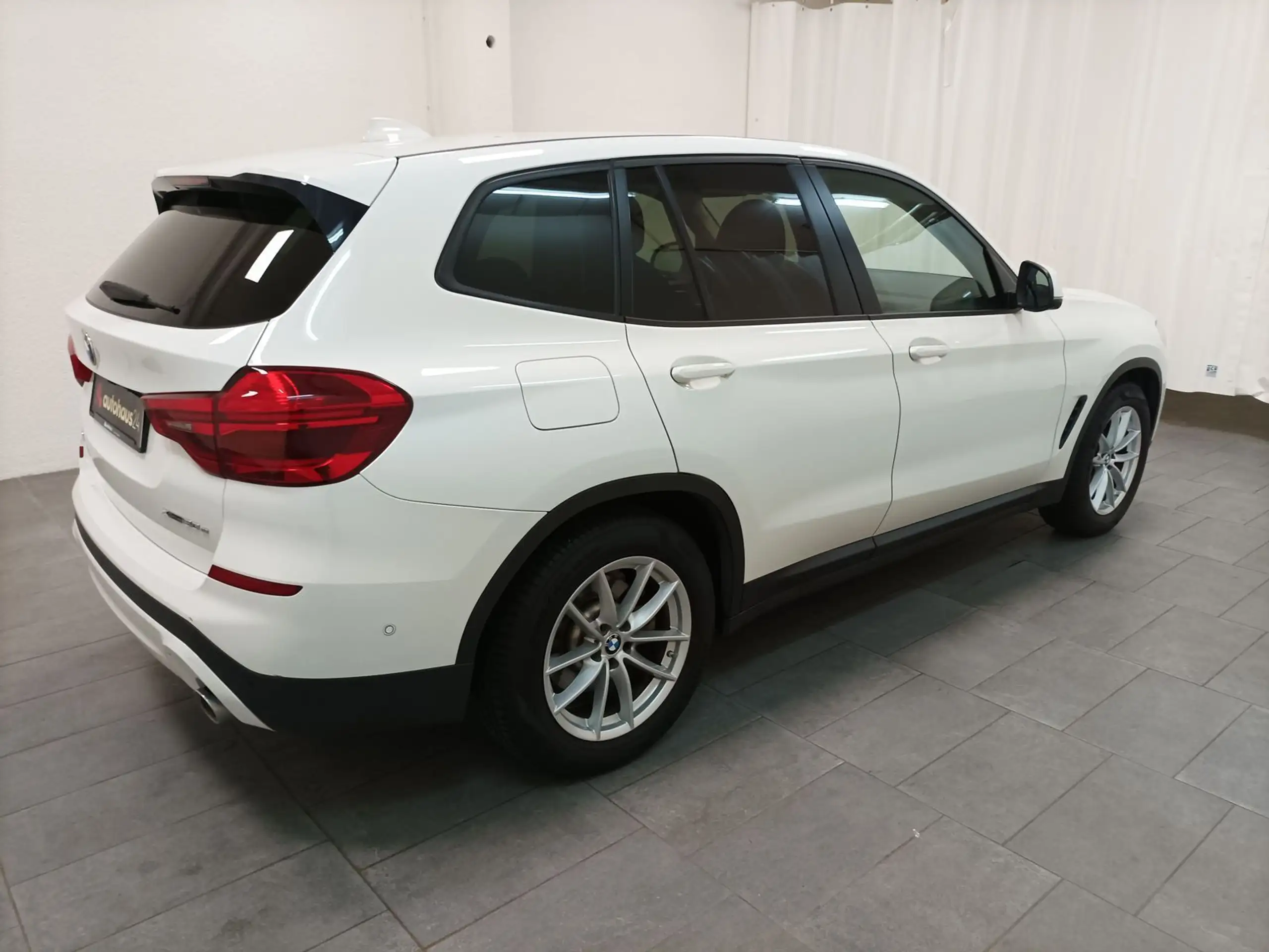 BMW - X3