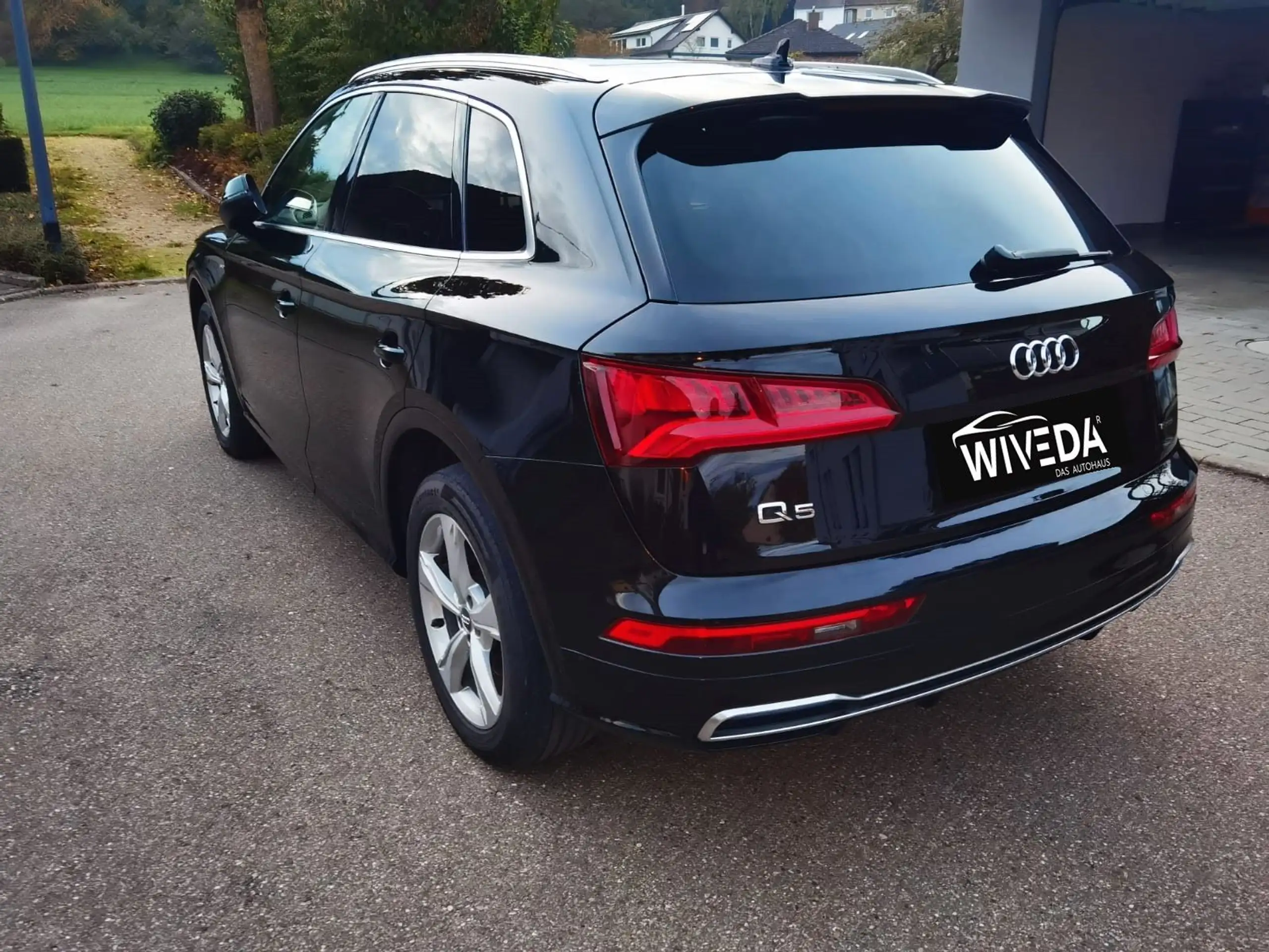 Audi - Q5