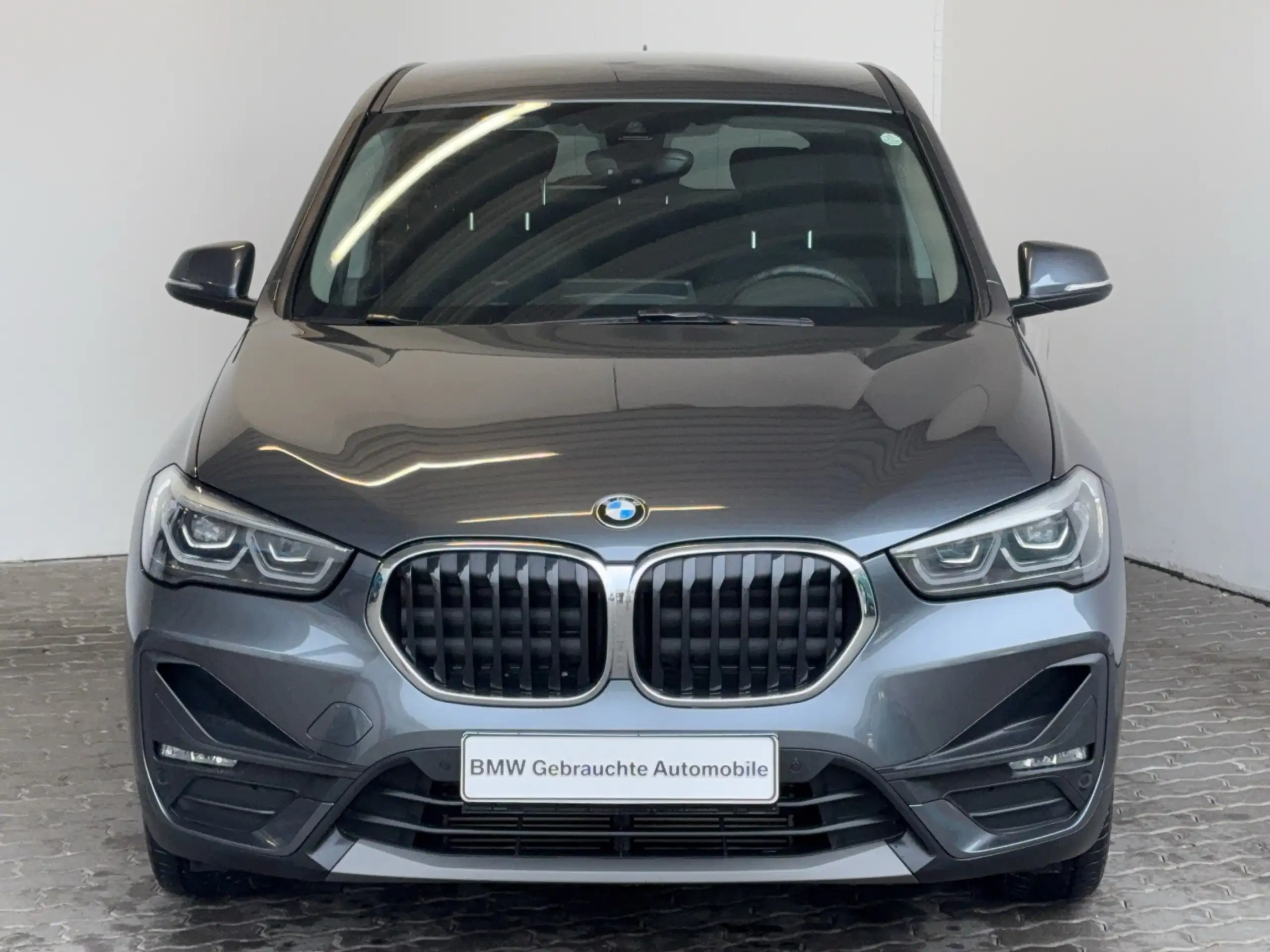 BMW - X1