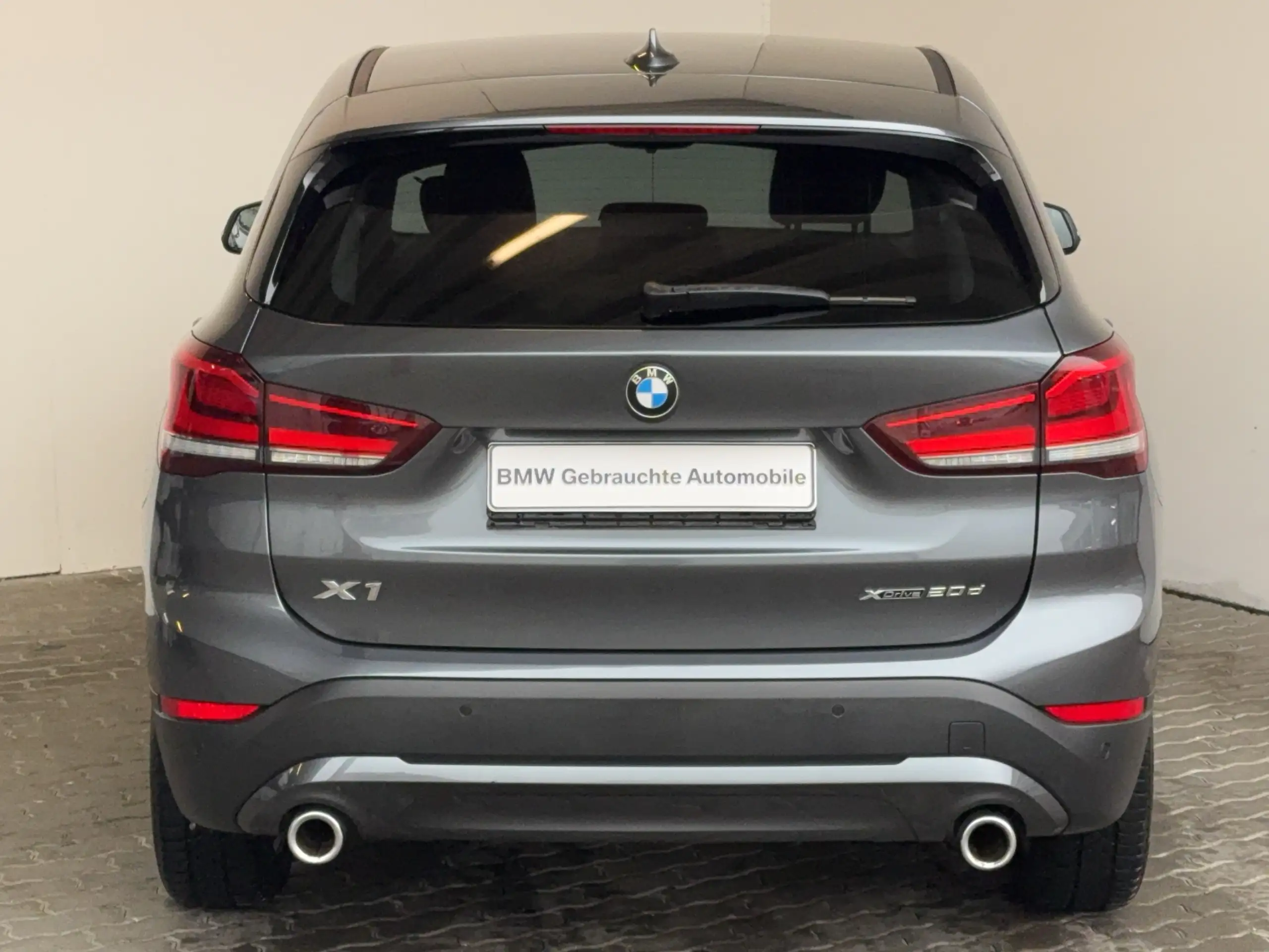 BMW - X1