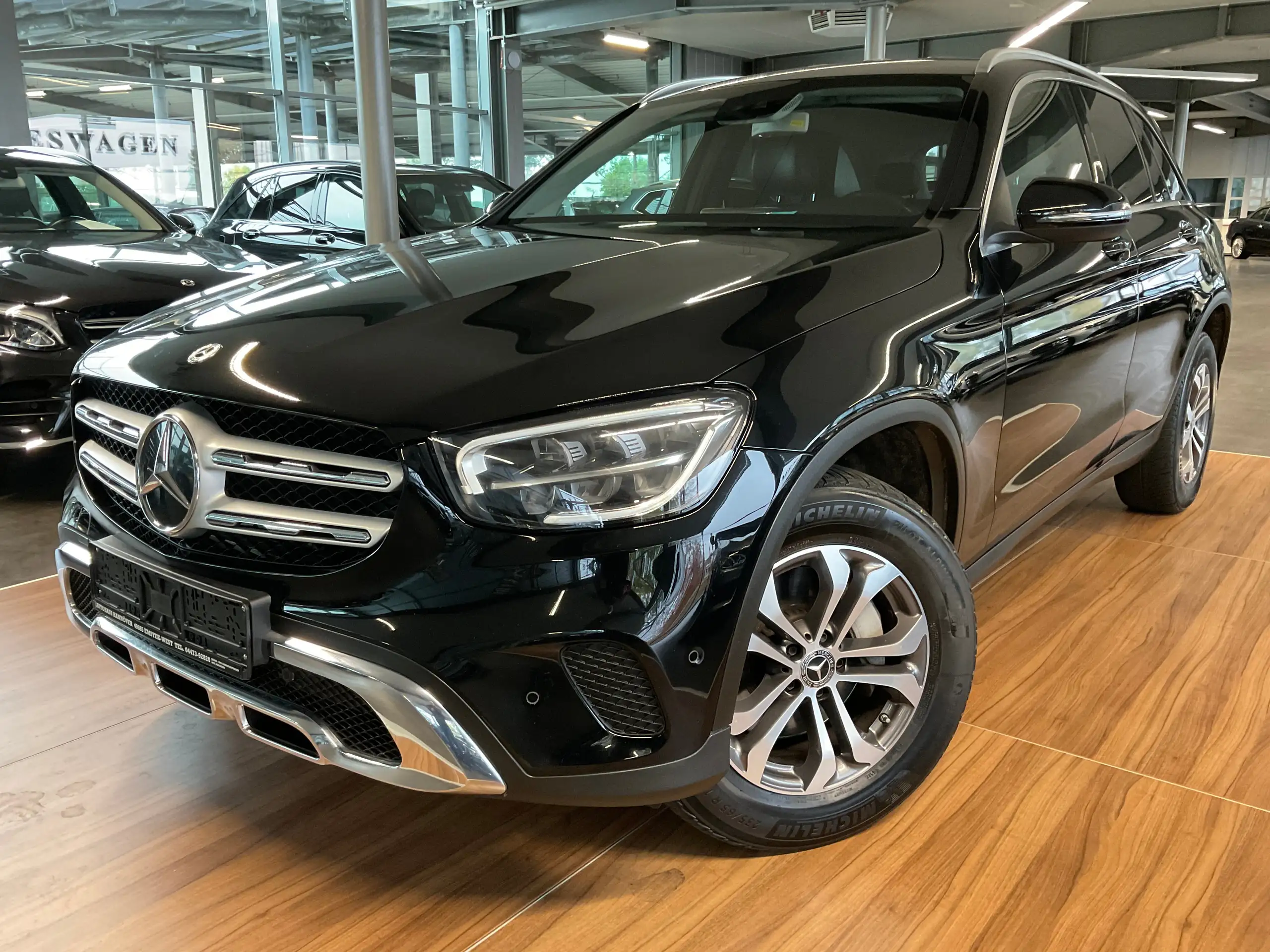 Mercedes-Benz - GLC 200