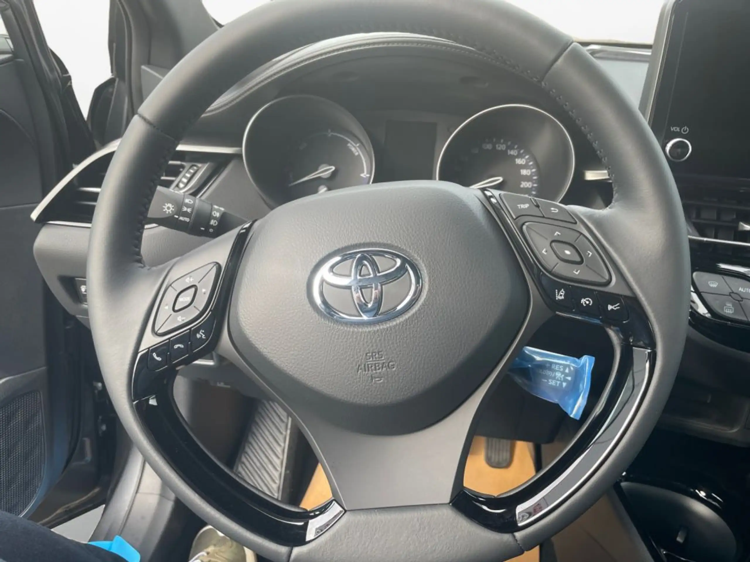 Toyota - C-HR