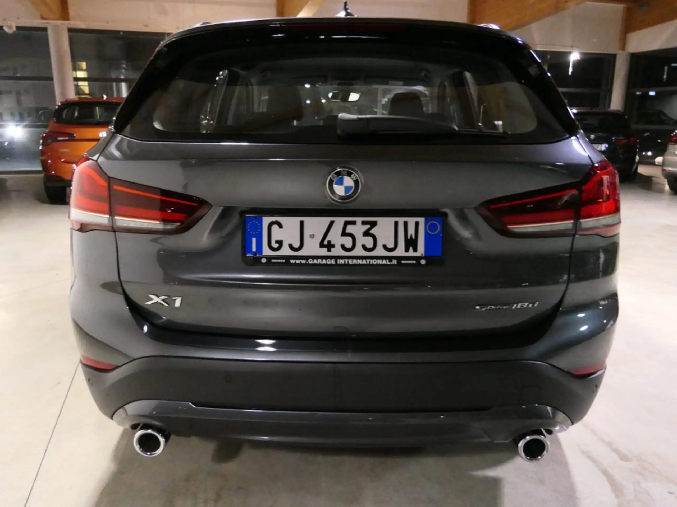 BMW - X1