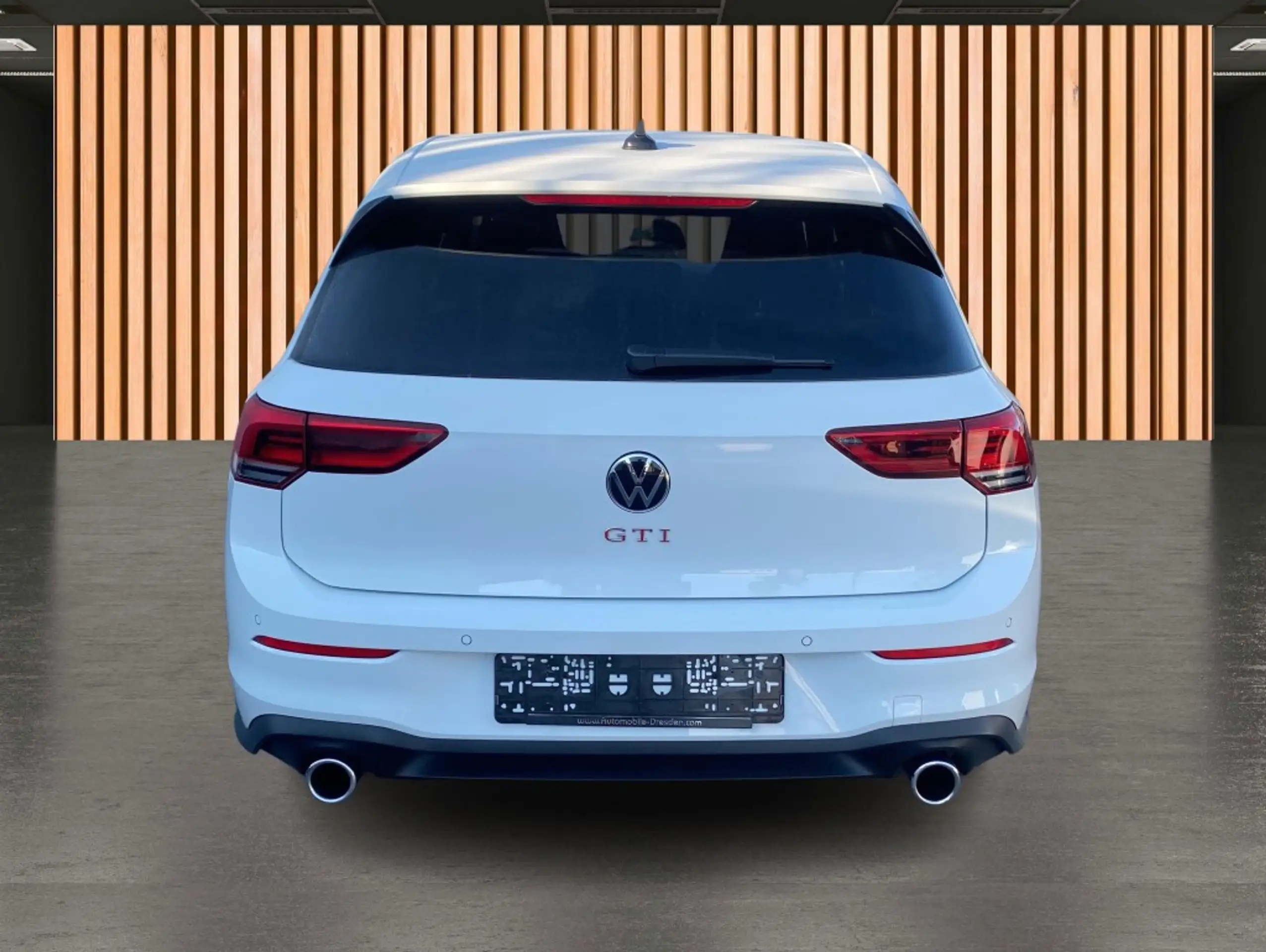 Volkswagen - Golf