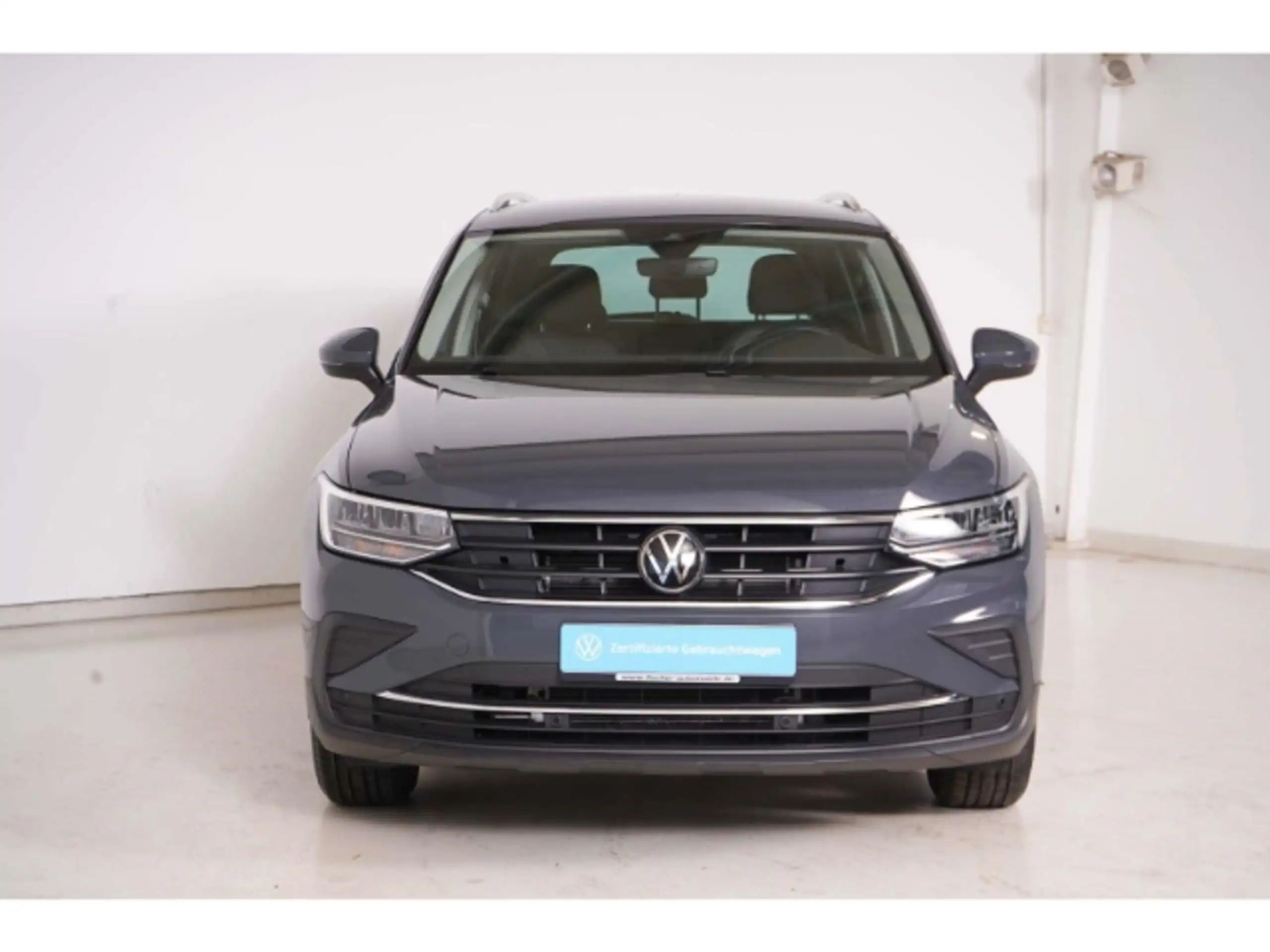 Volkswagen - Tiguan