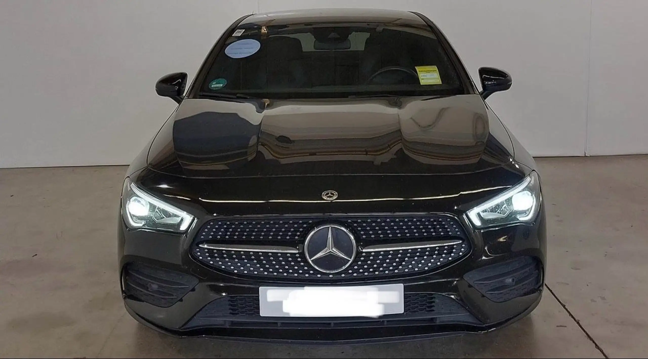 Mercedes-Benz - CLA 220