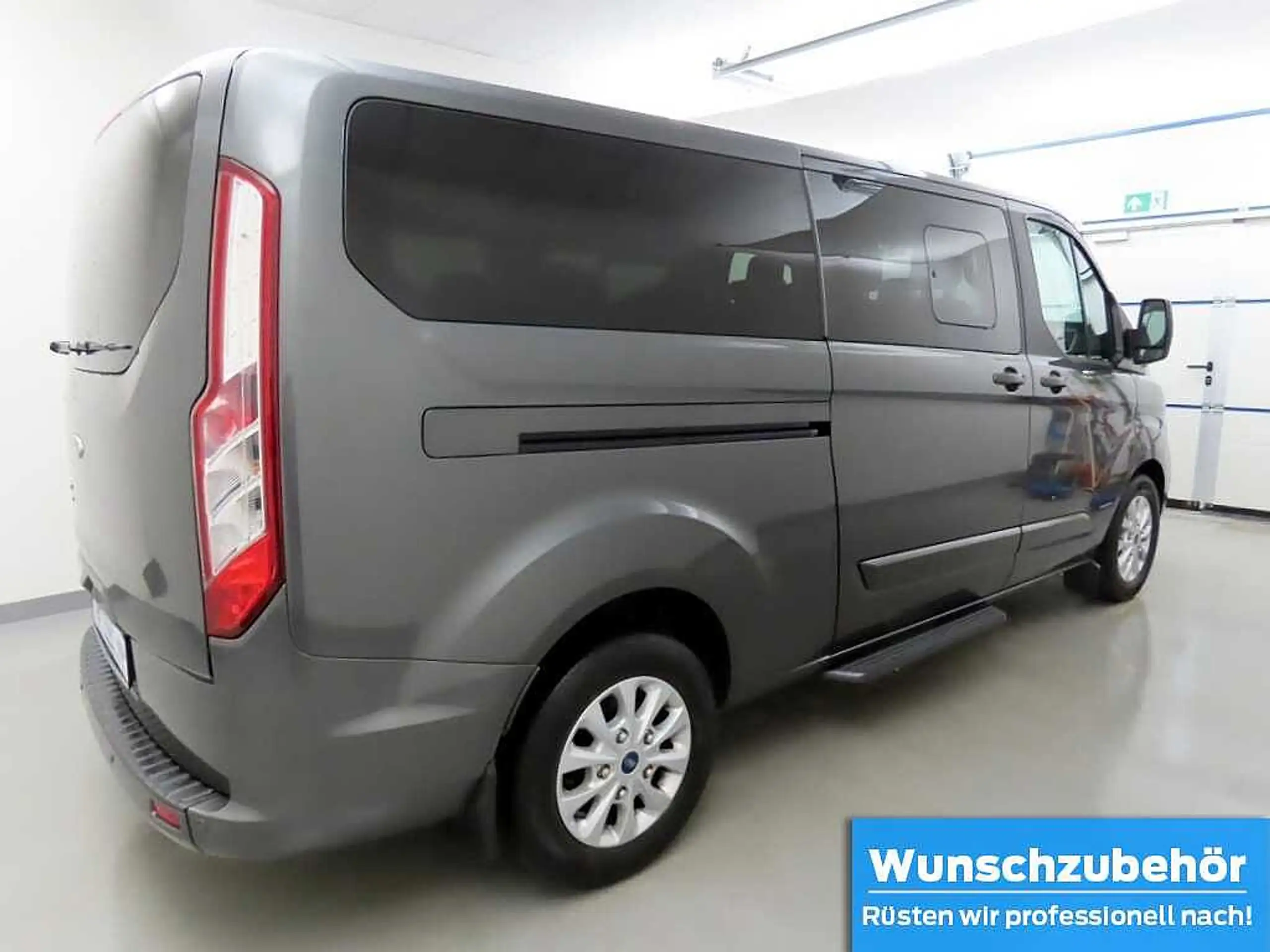 Ford - Tourneo Custom