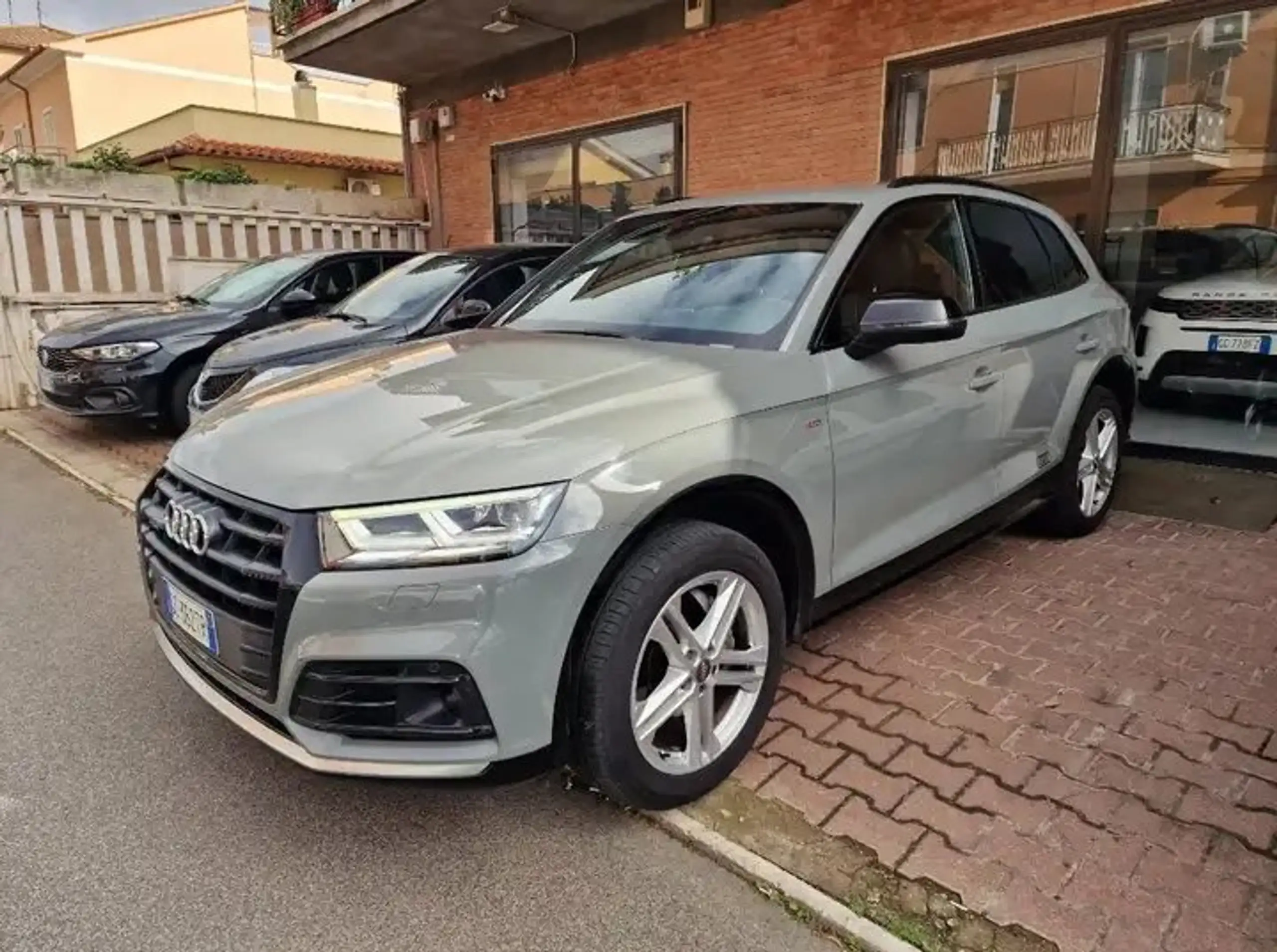 Audi - Q5