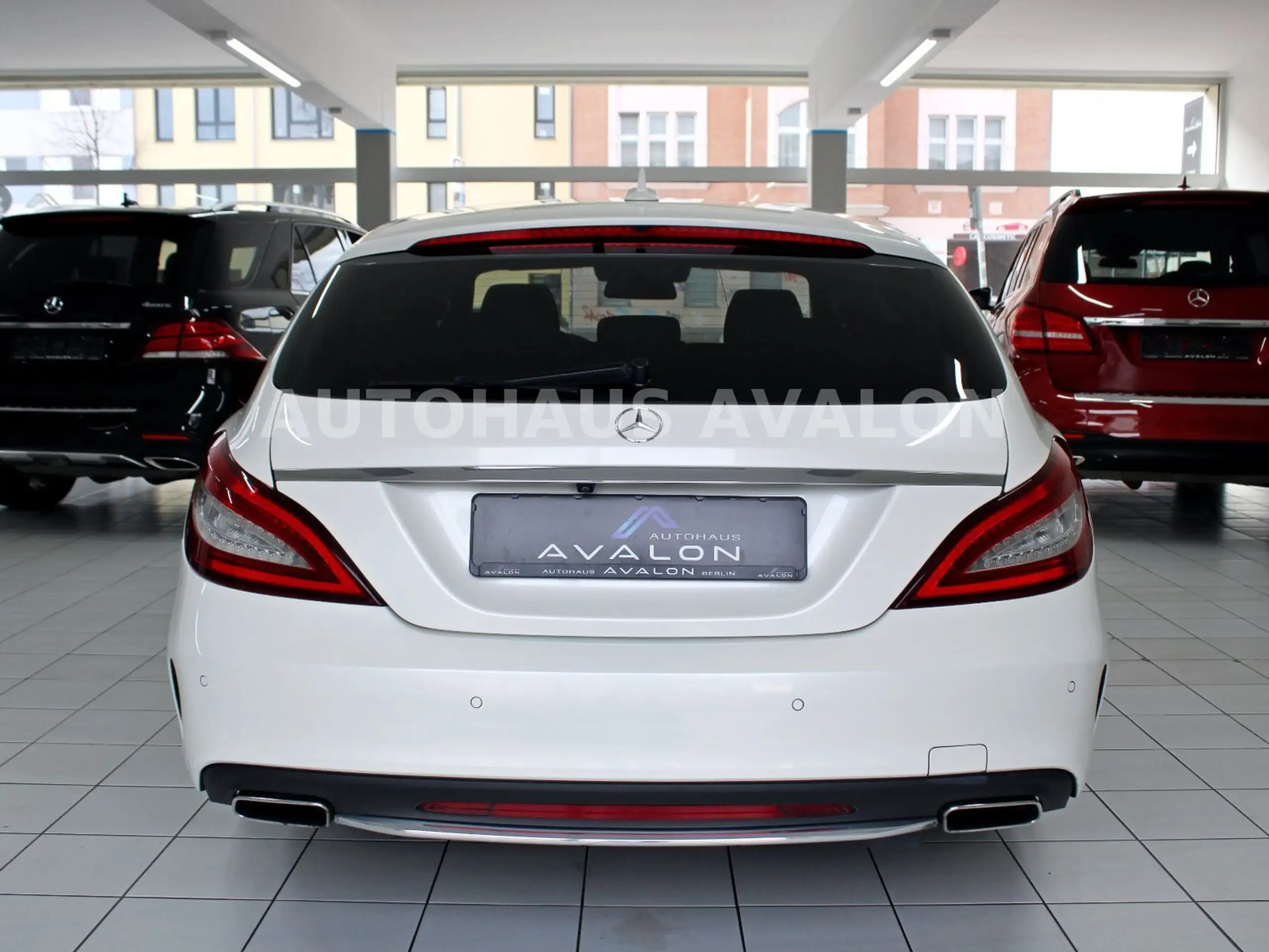 Mercedes-Benz - CLS 350