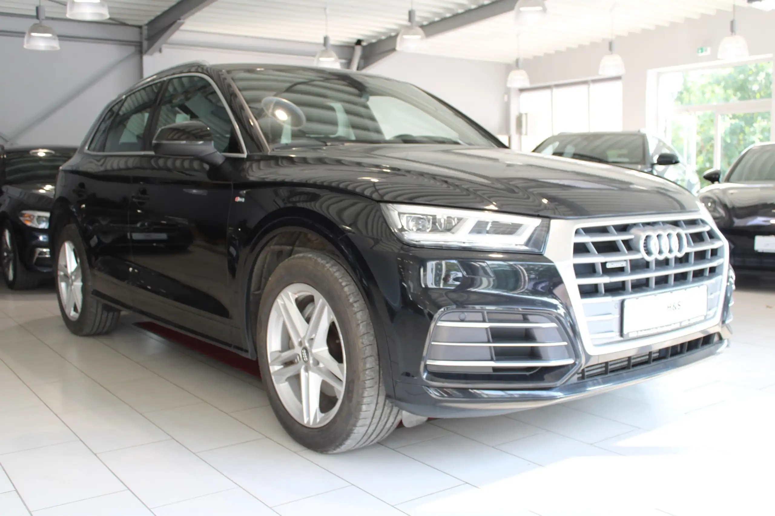 Audi - Q5