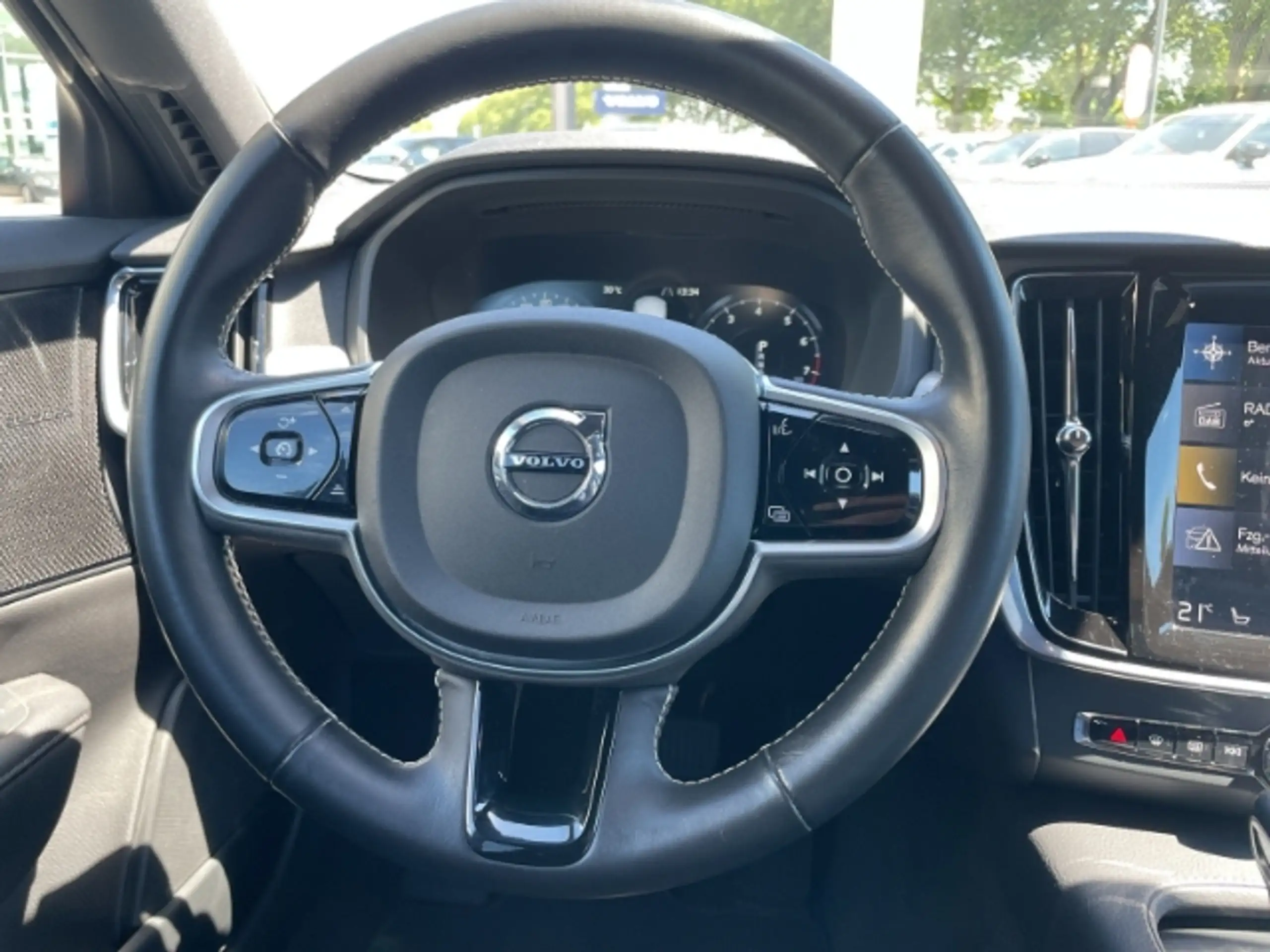 Volvo - V90