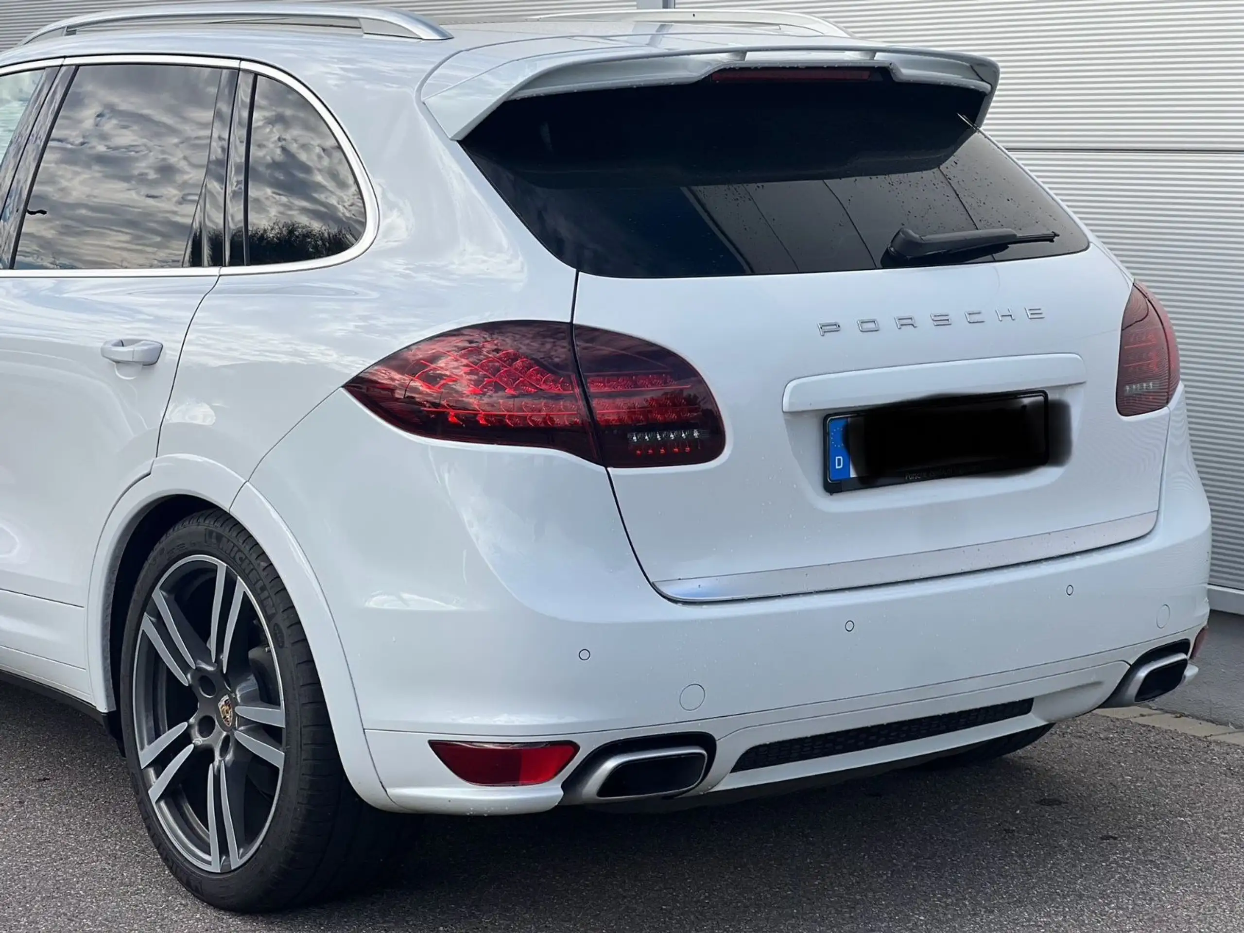 Porsche - Cayenne