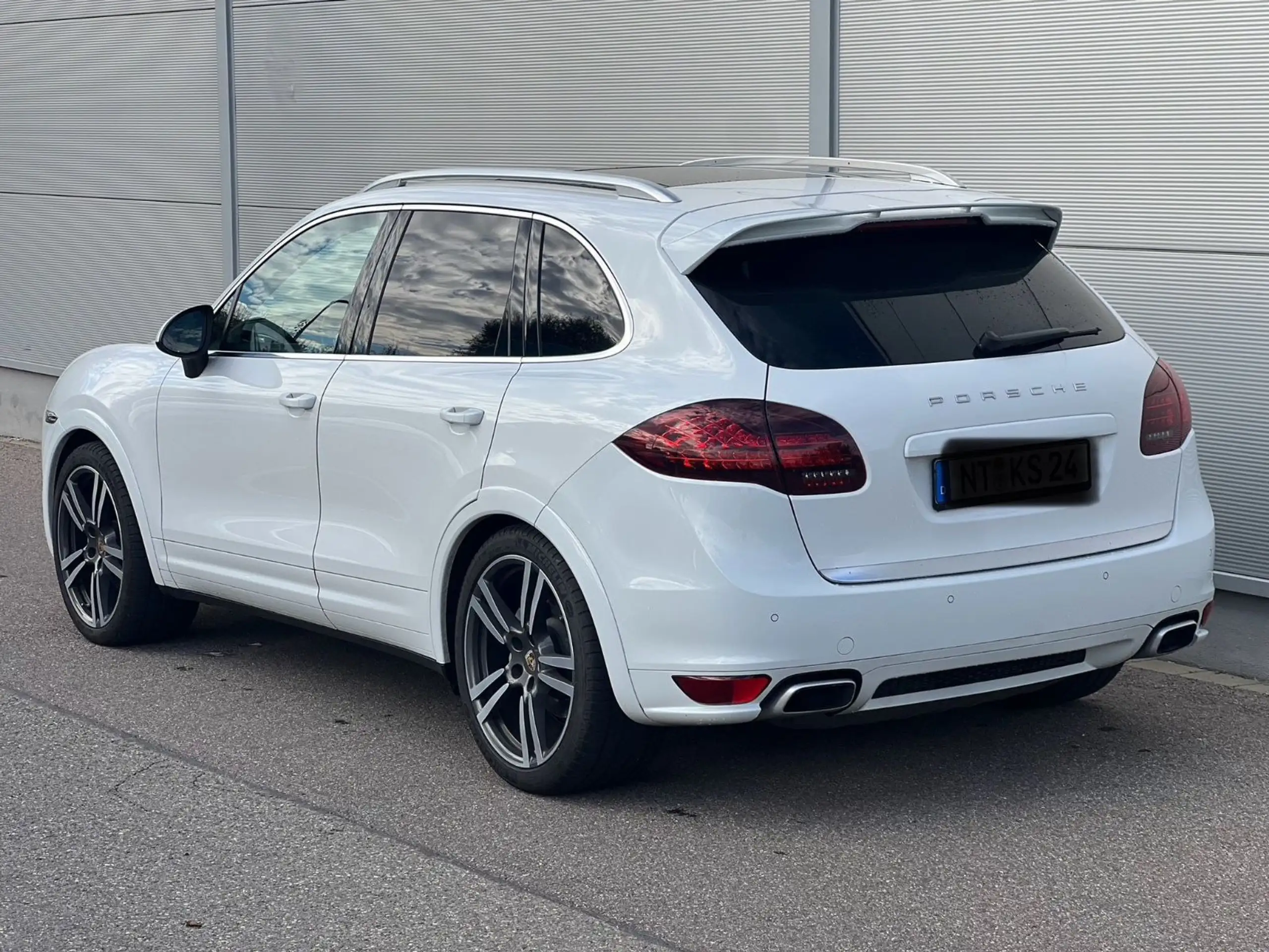 Porsche - Cayenne