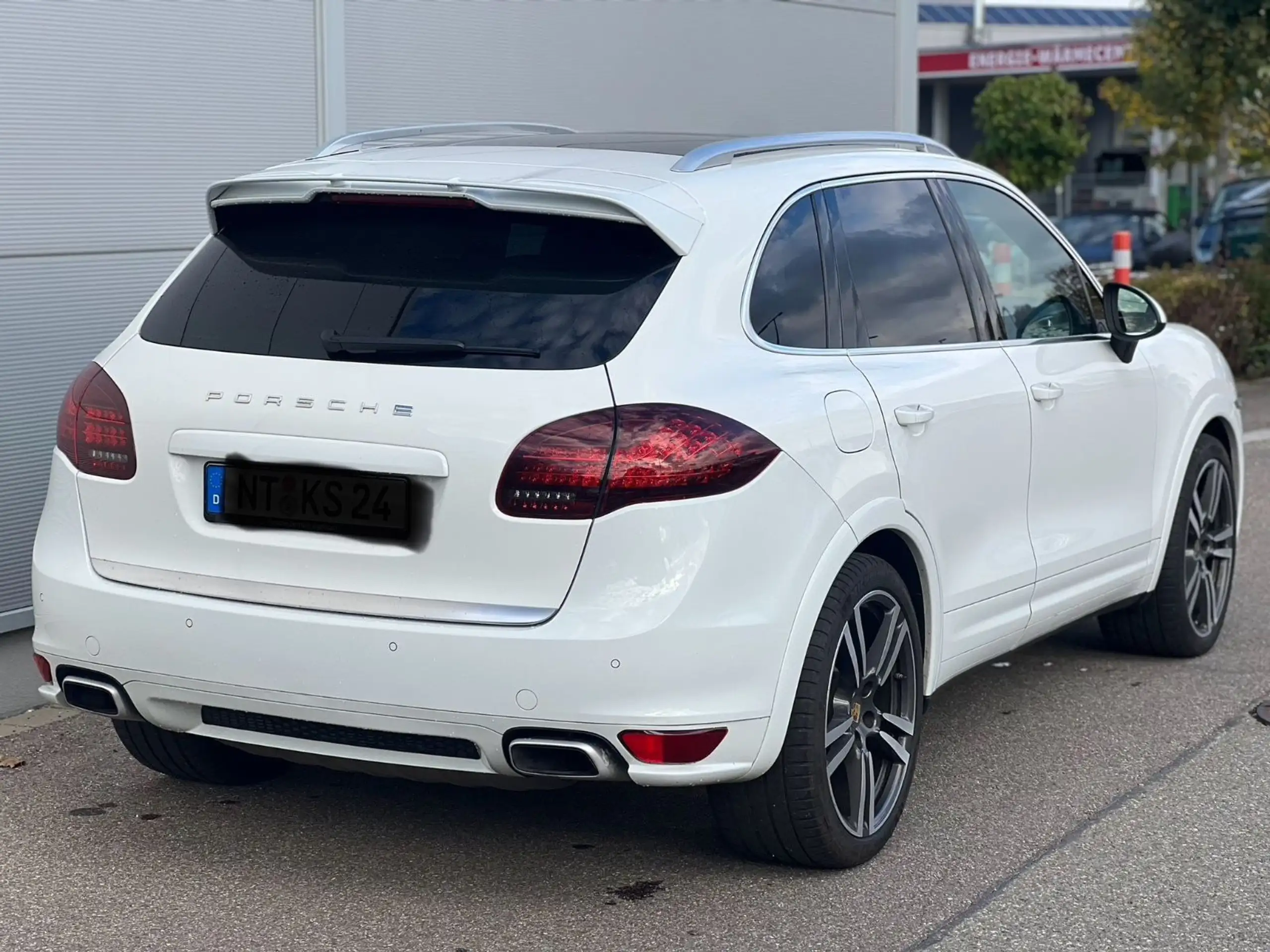 Porsche - Cayenne