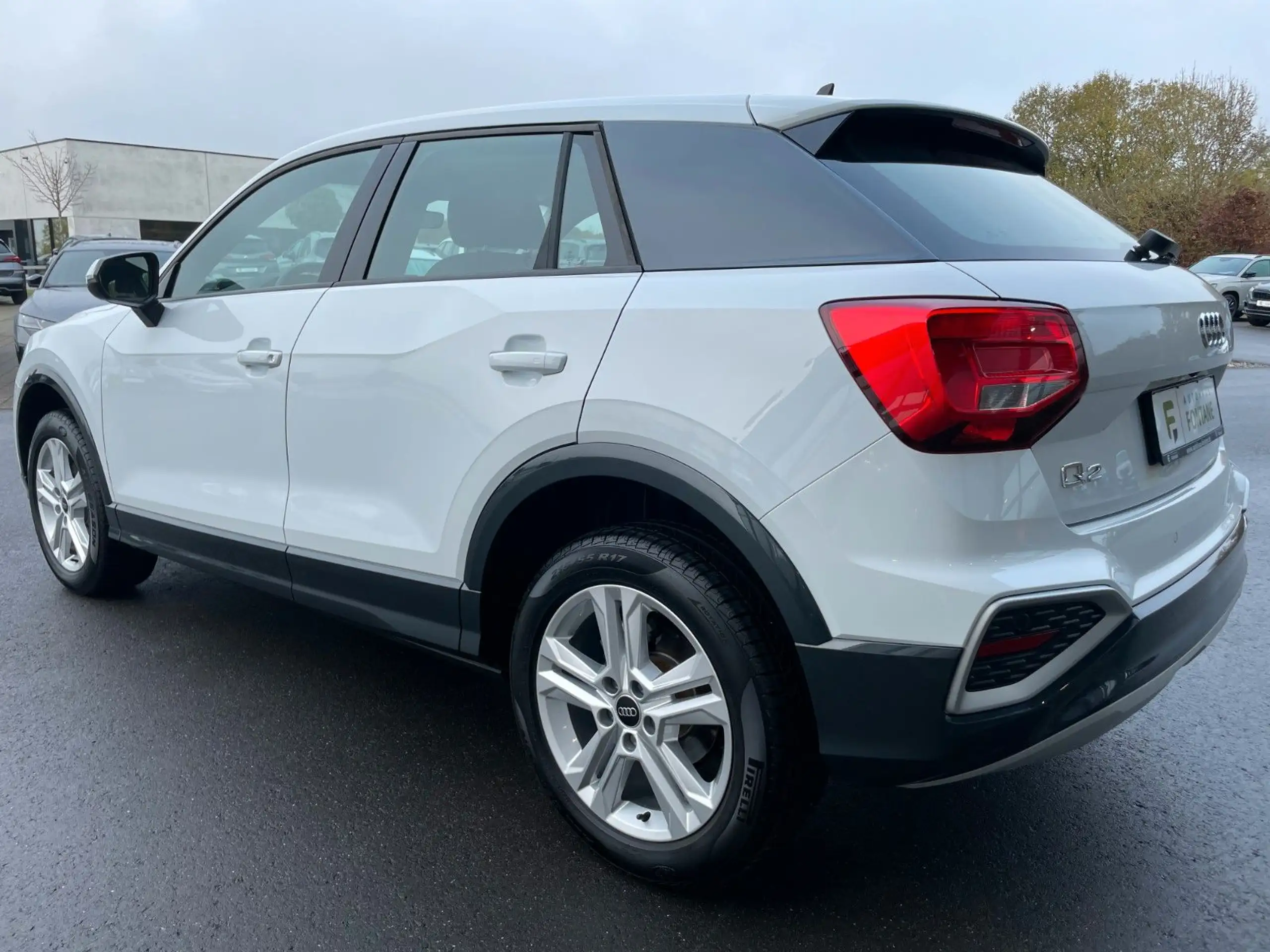 Audi - Q2