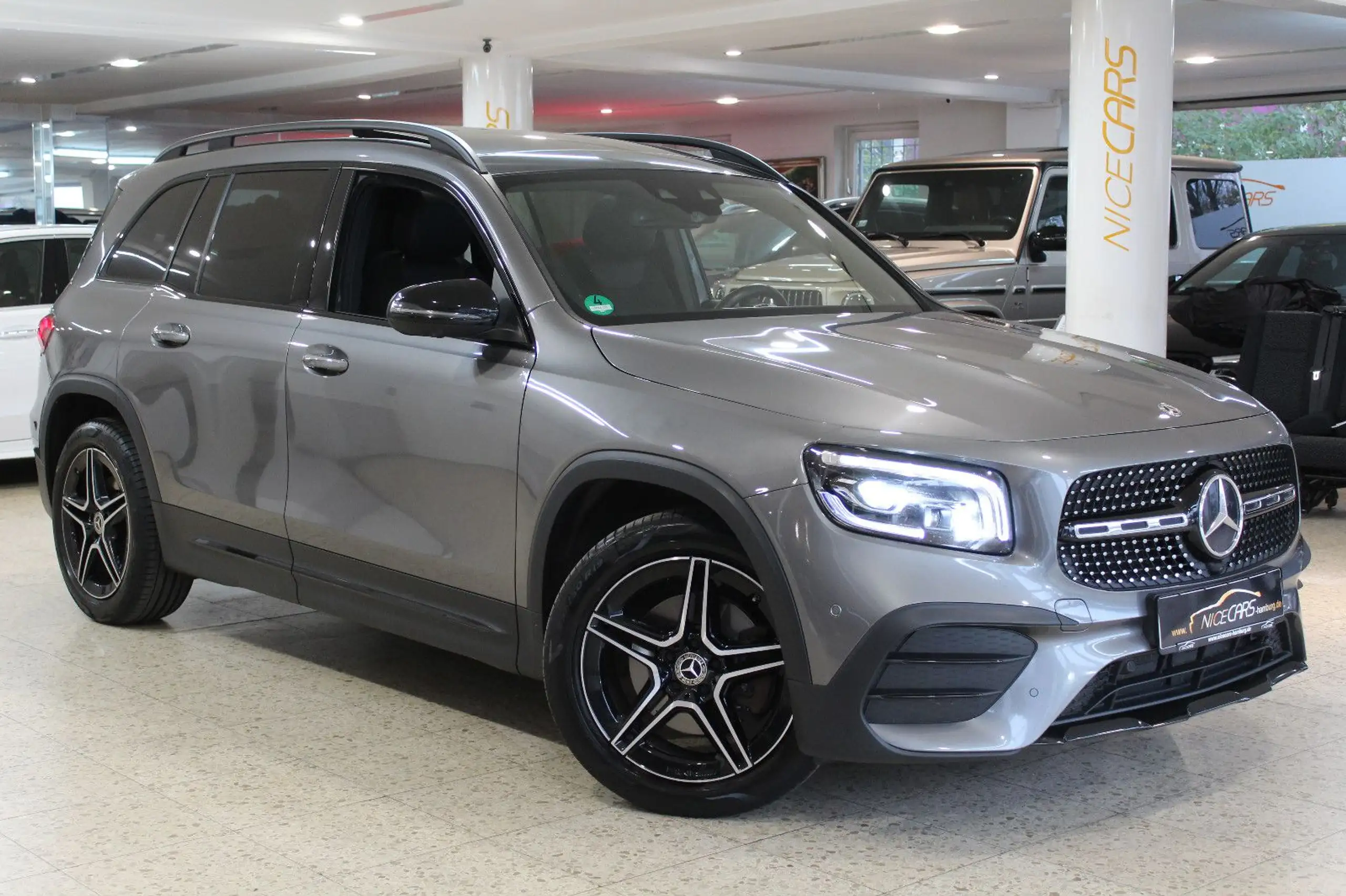 Mercedes-Benz GLB 220 2021