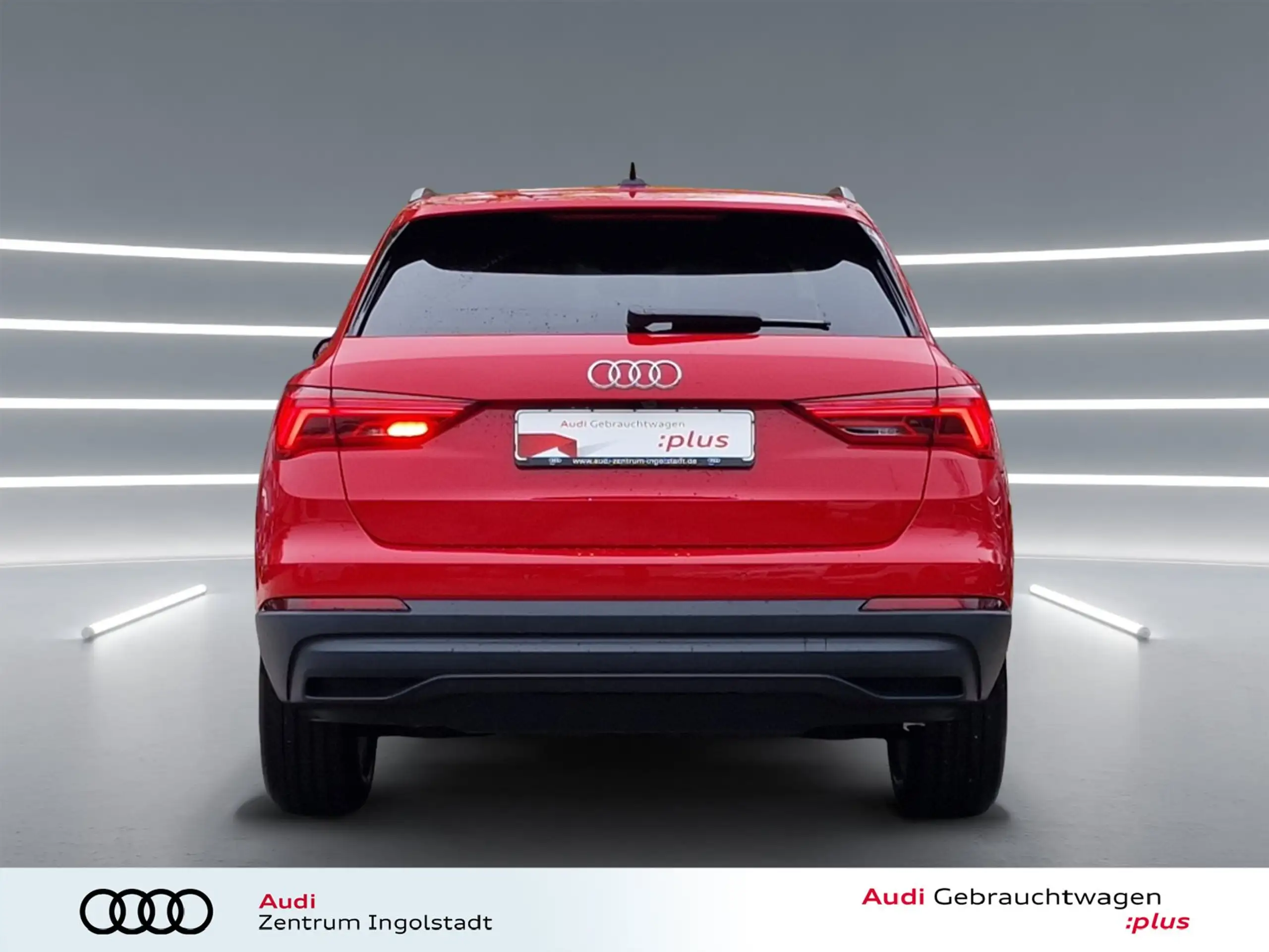 Audi - Q3