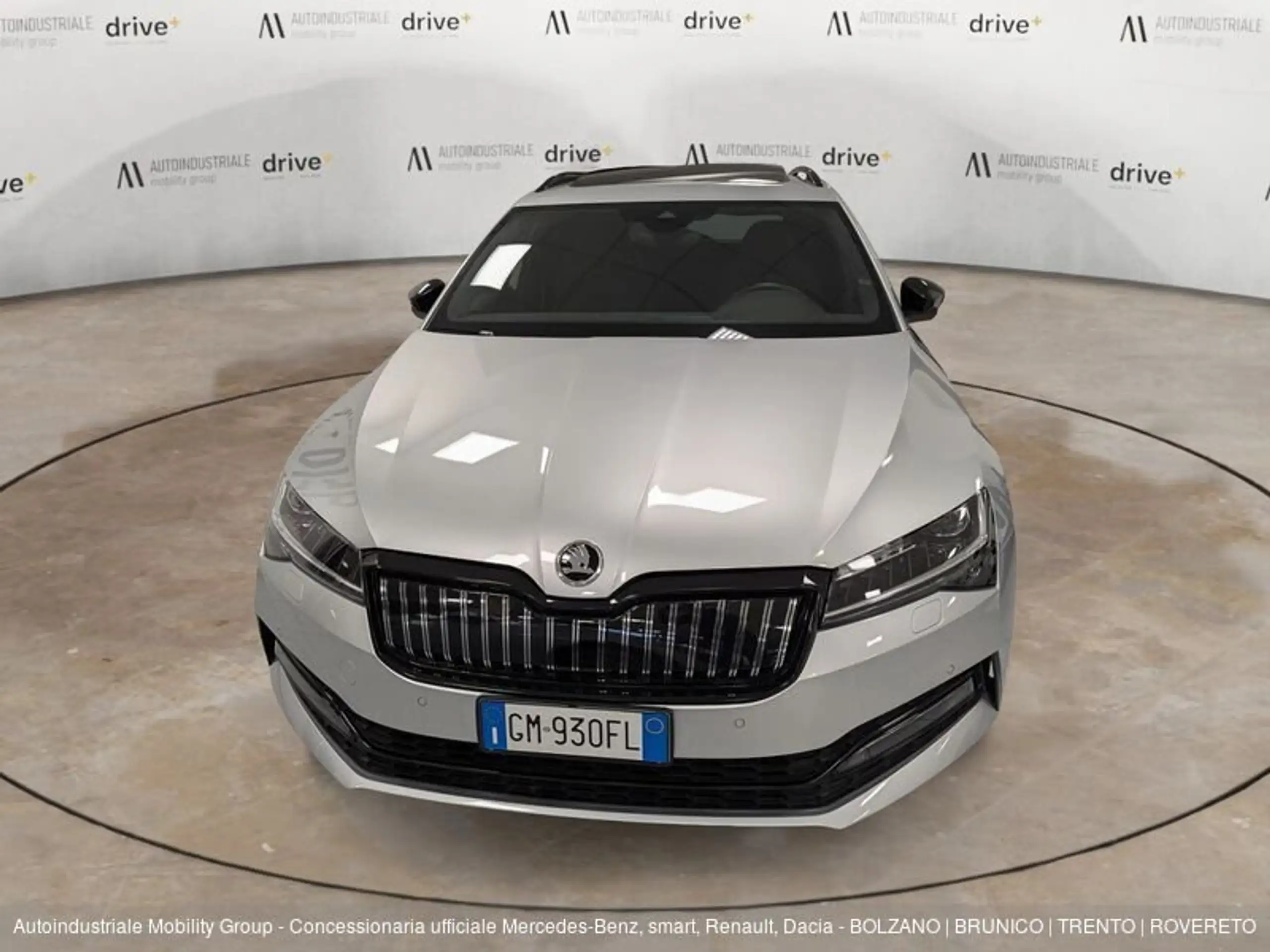 Skoda - Superb