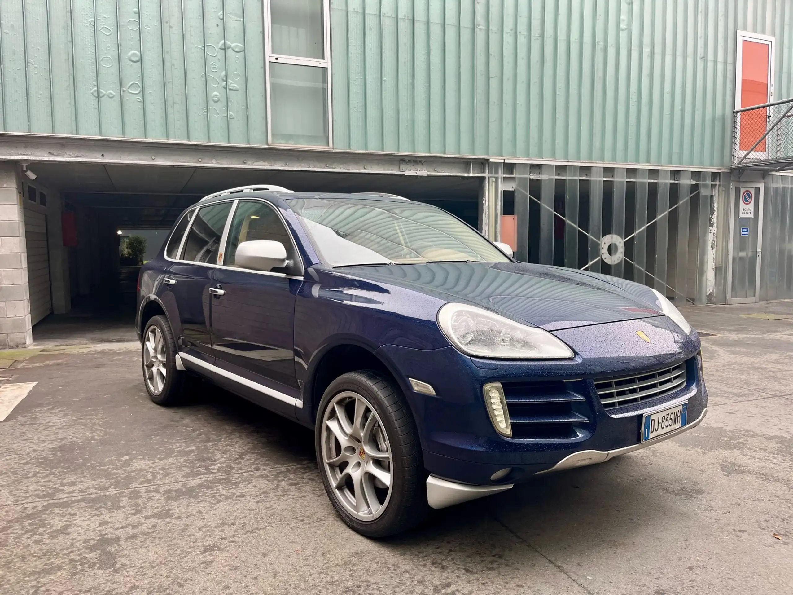 Porsche - Cayenne