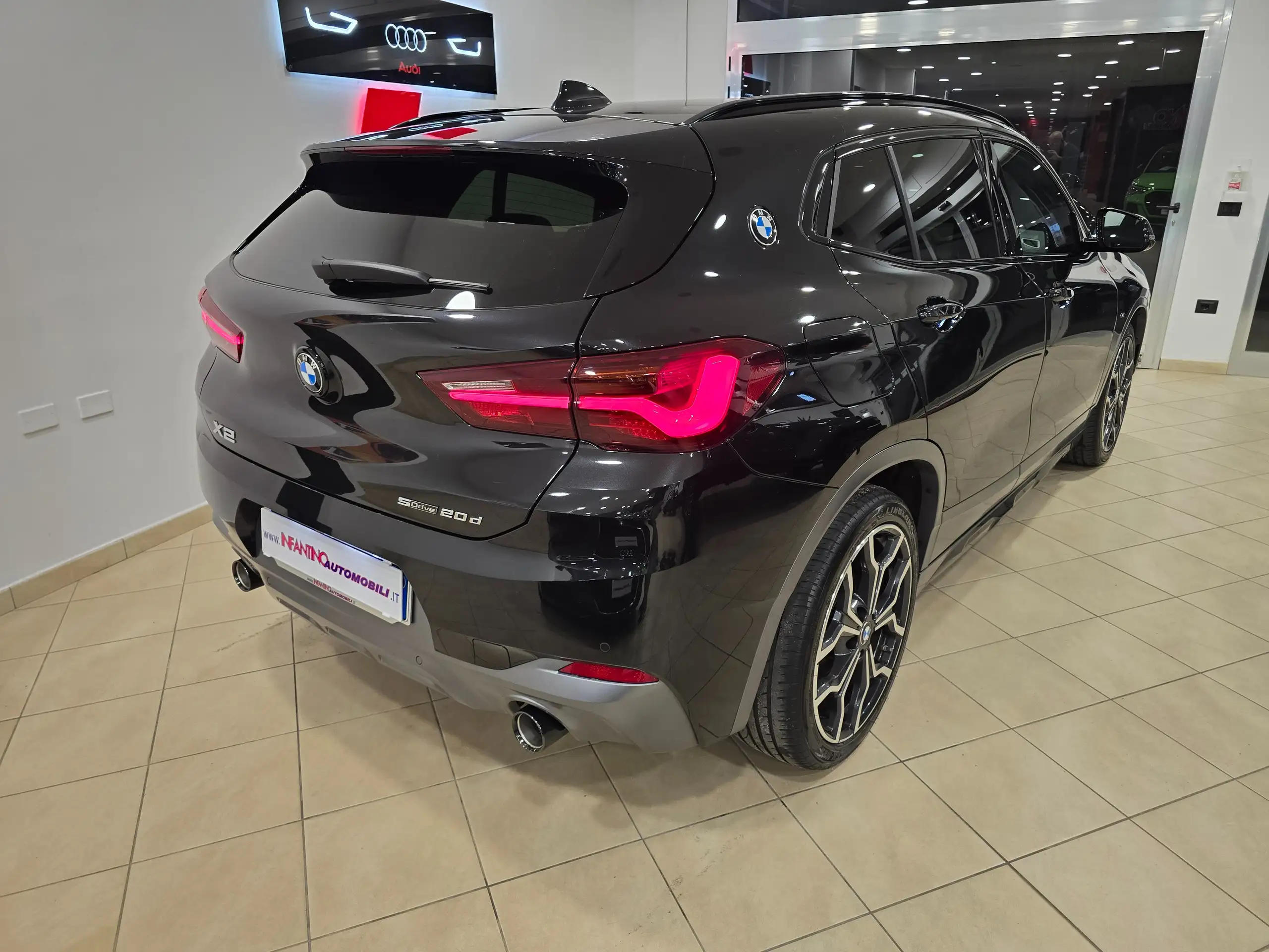 BMW - X2