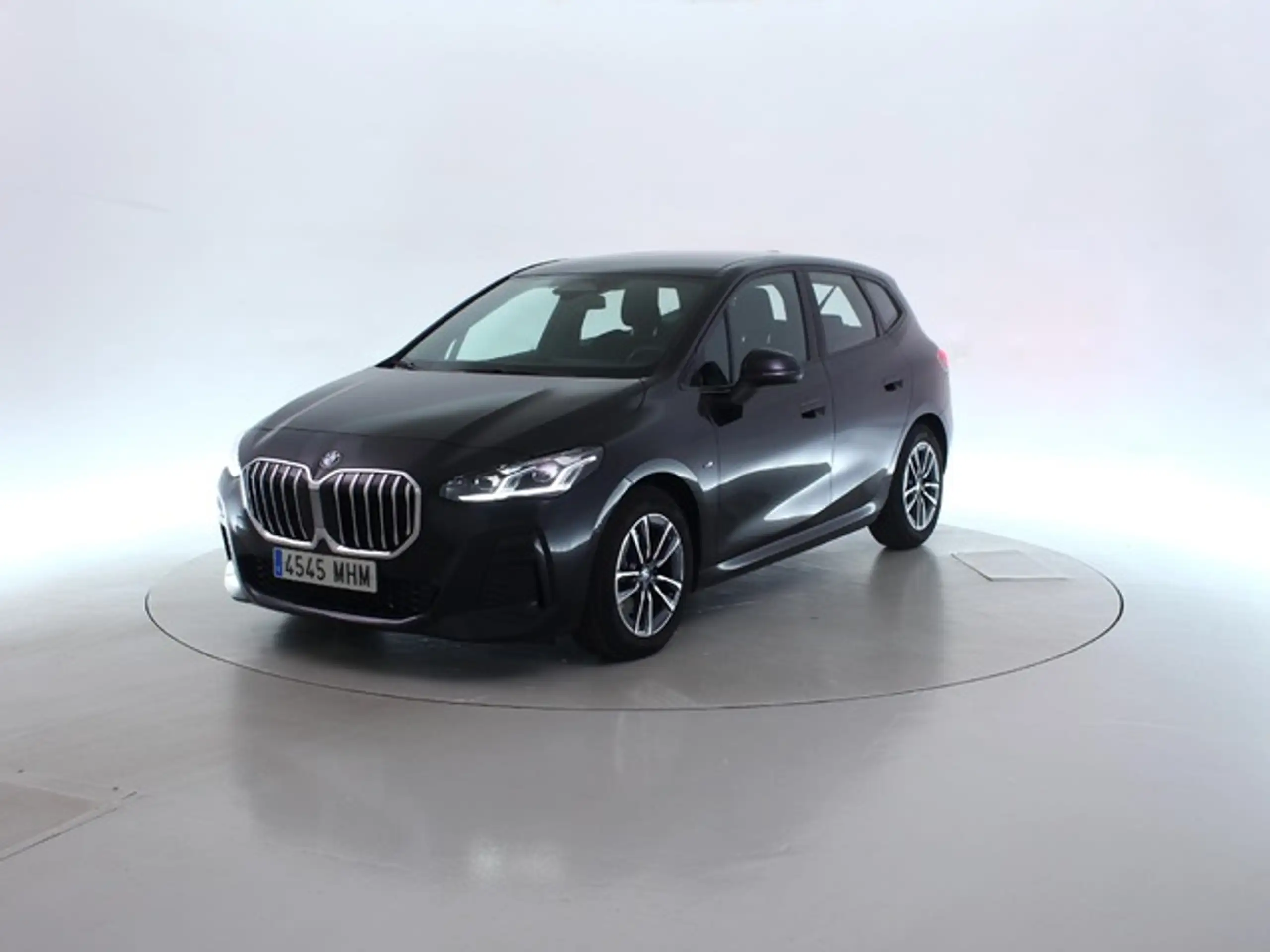 BMW 218 2023